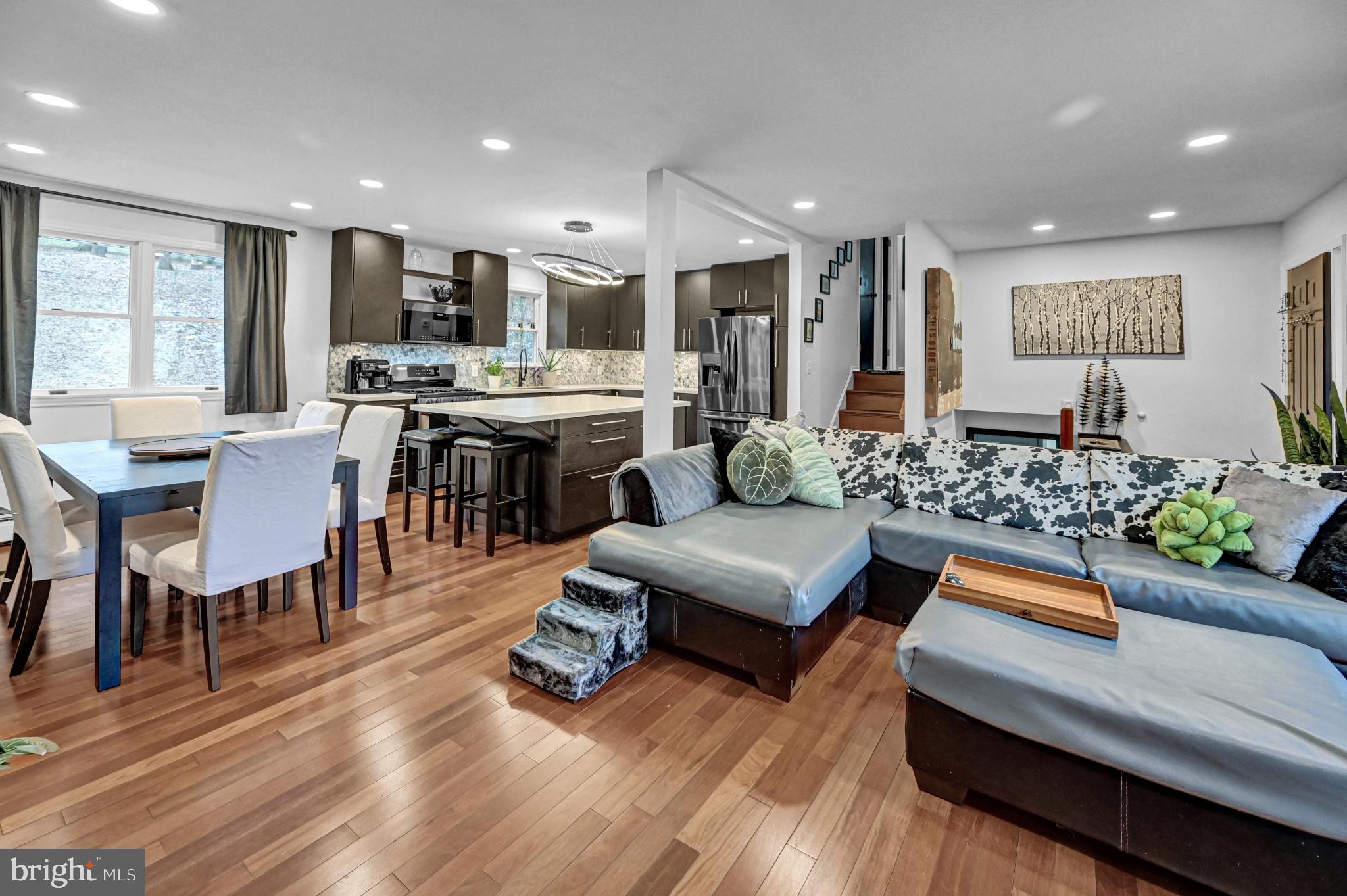 LOCUST GROVE GARDENS - Residential