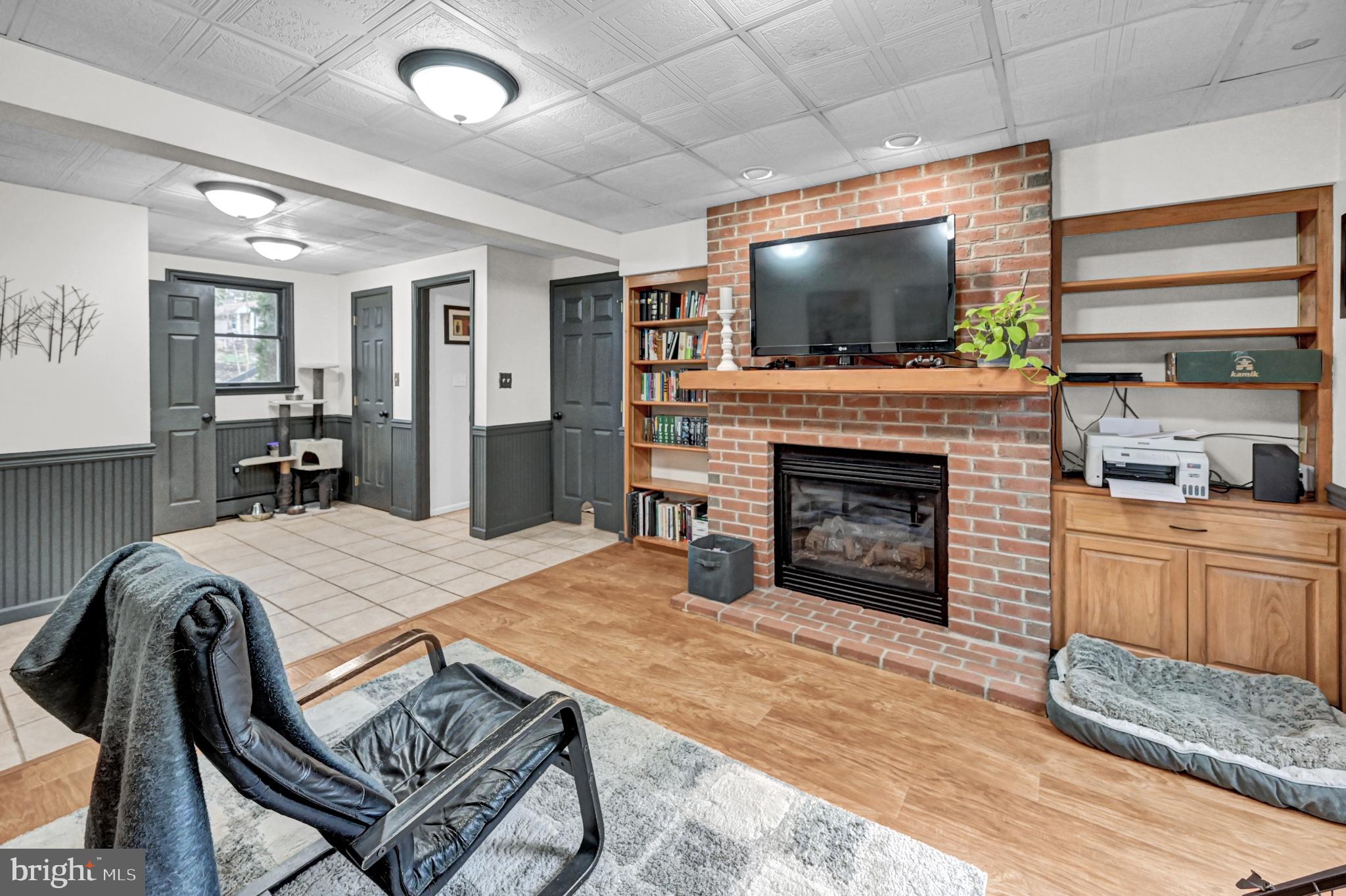 LOCUST GROVE GARDENS - Residential