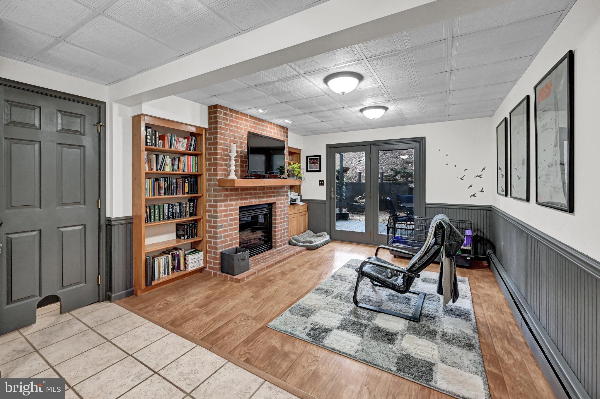 LOCUST GROVE GARDENS - Residential