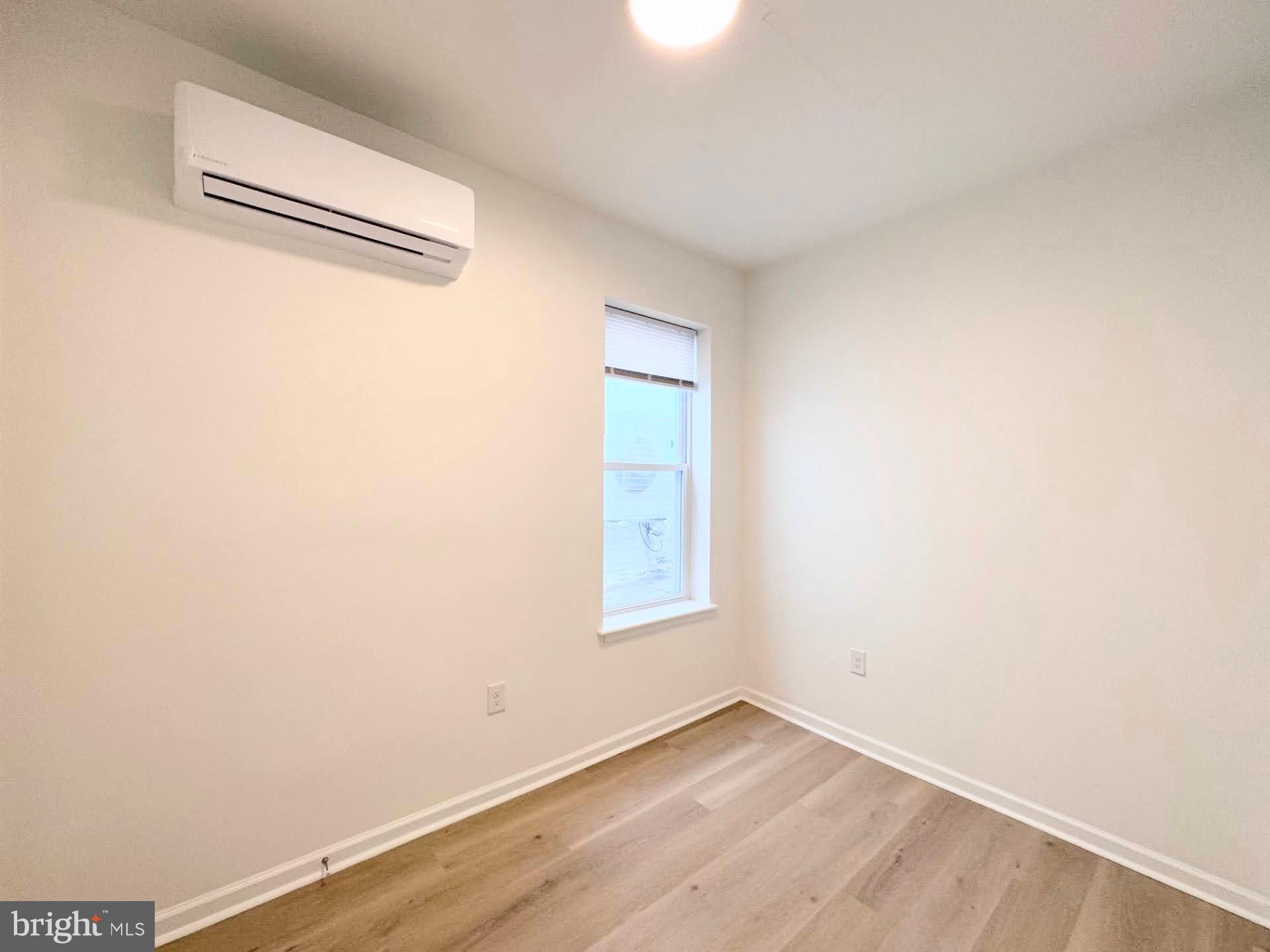 KENSINGTON - Residential Lease