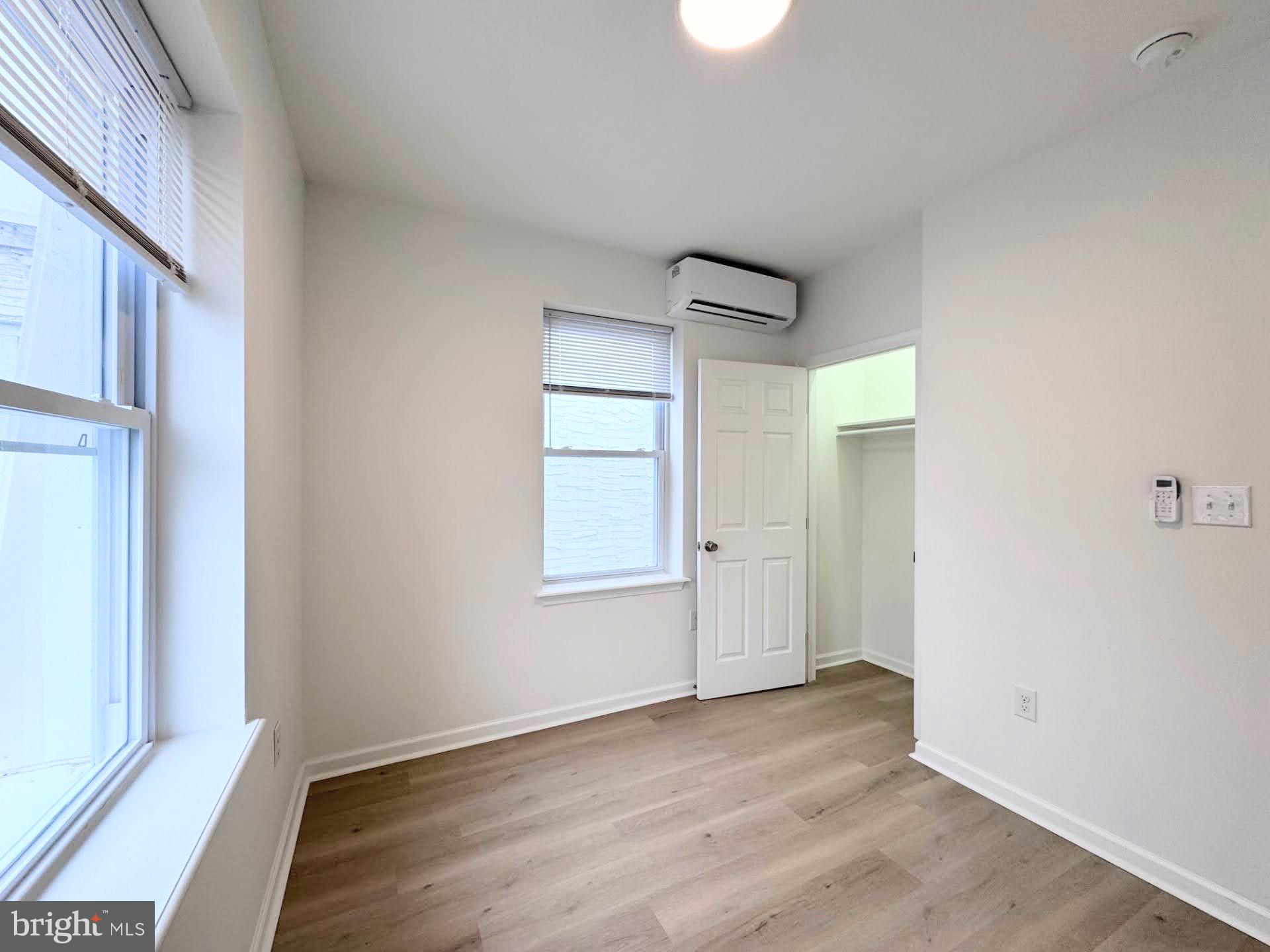 KENSINGTON - Residential Lease