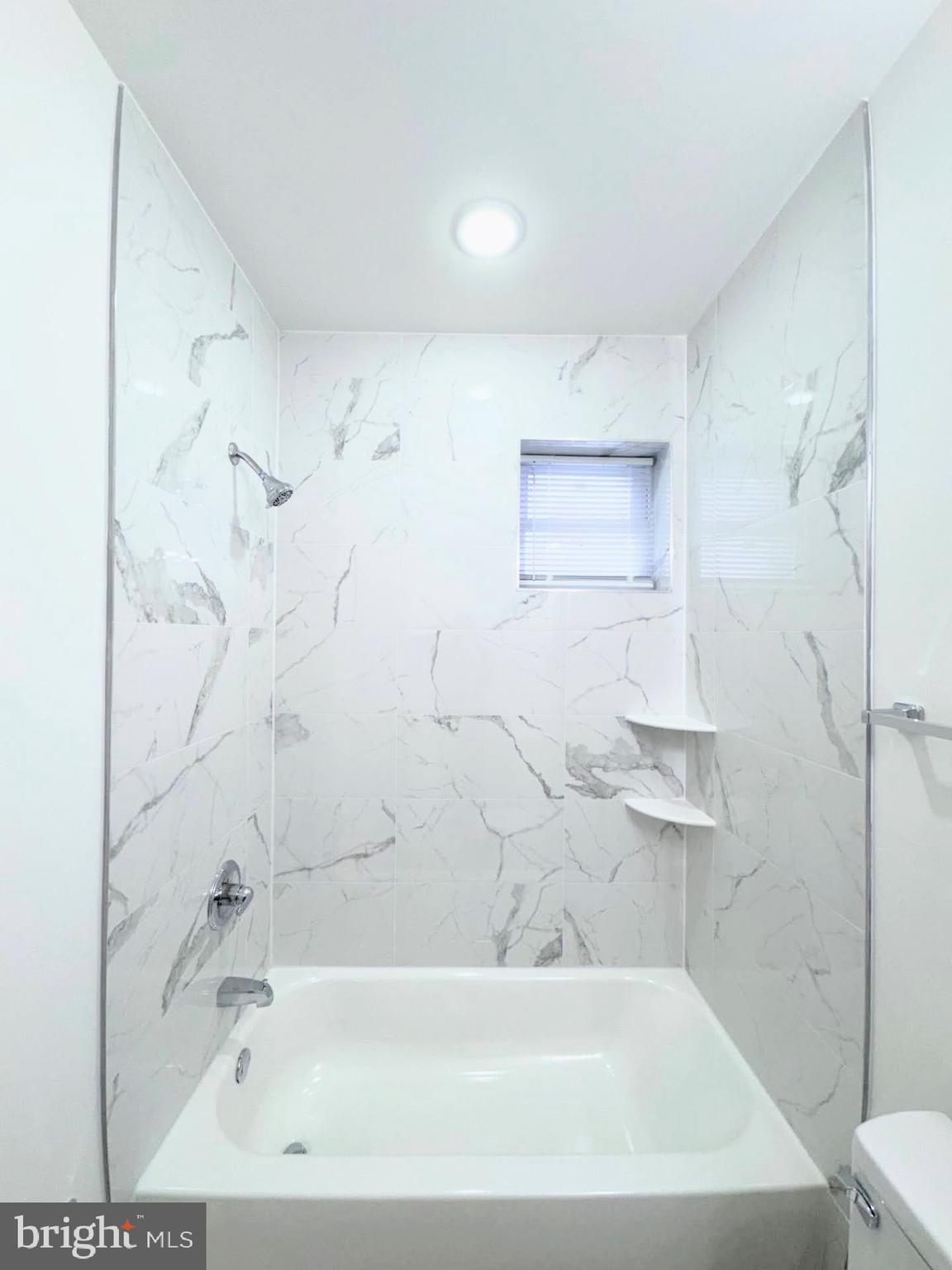 KENSINGTON - Residential Lease