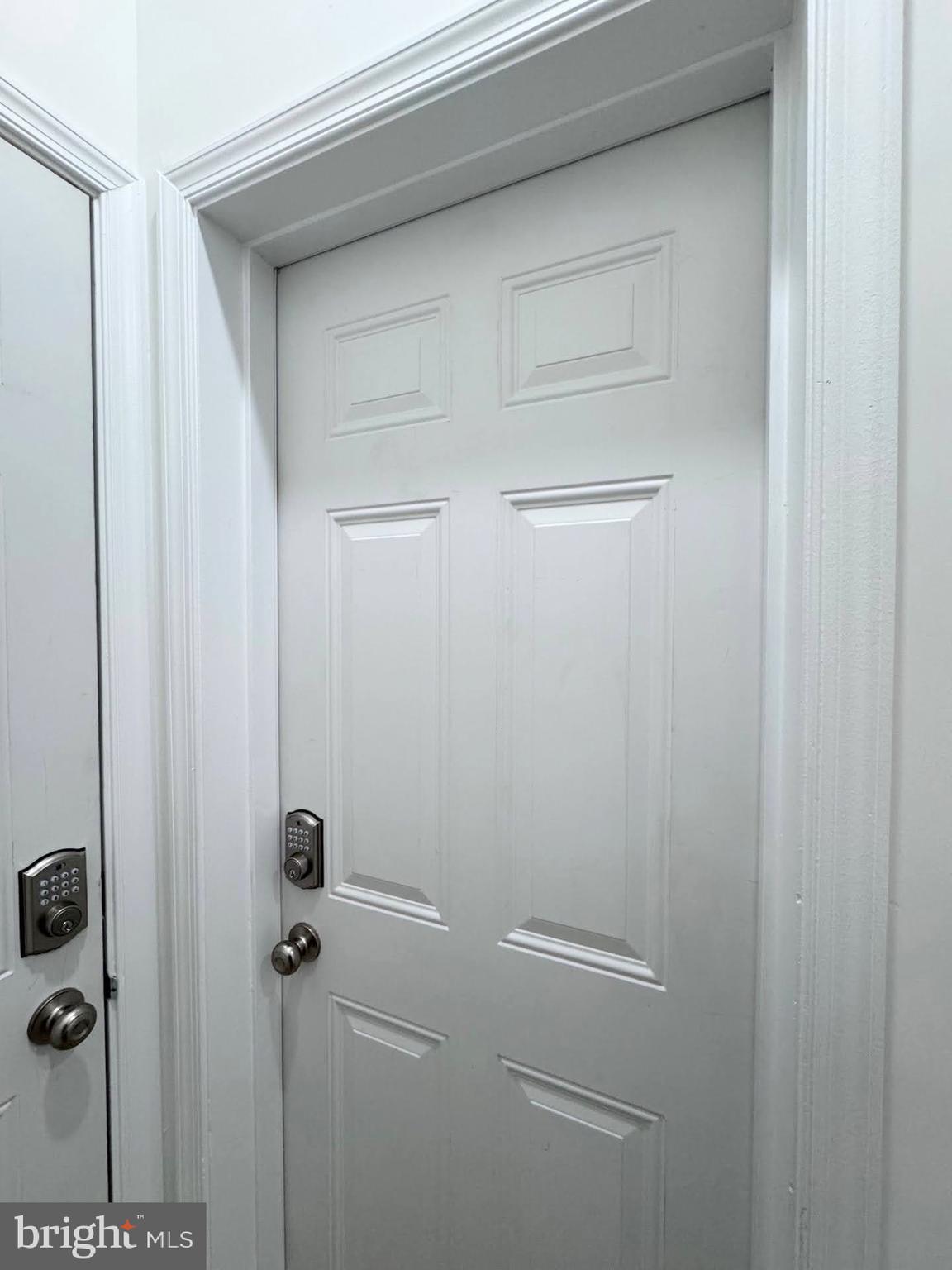 KENSINGTON - Residential Lease