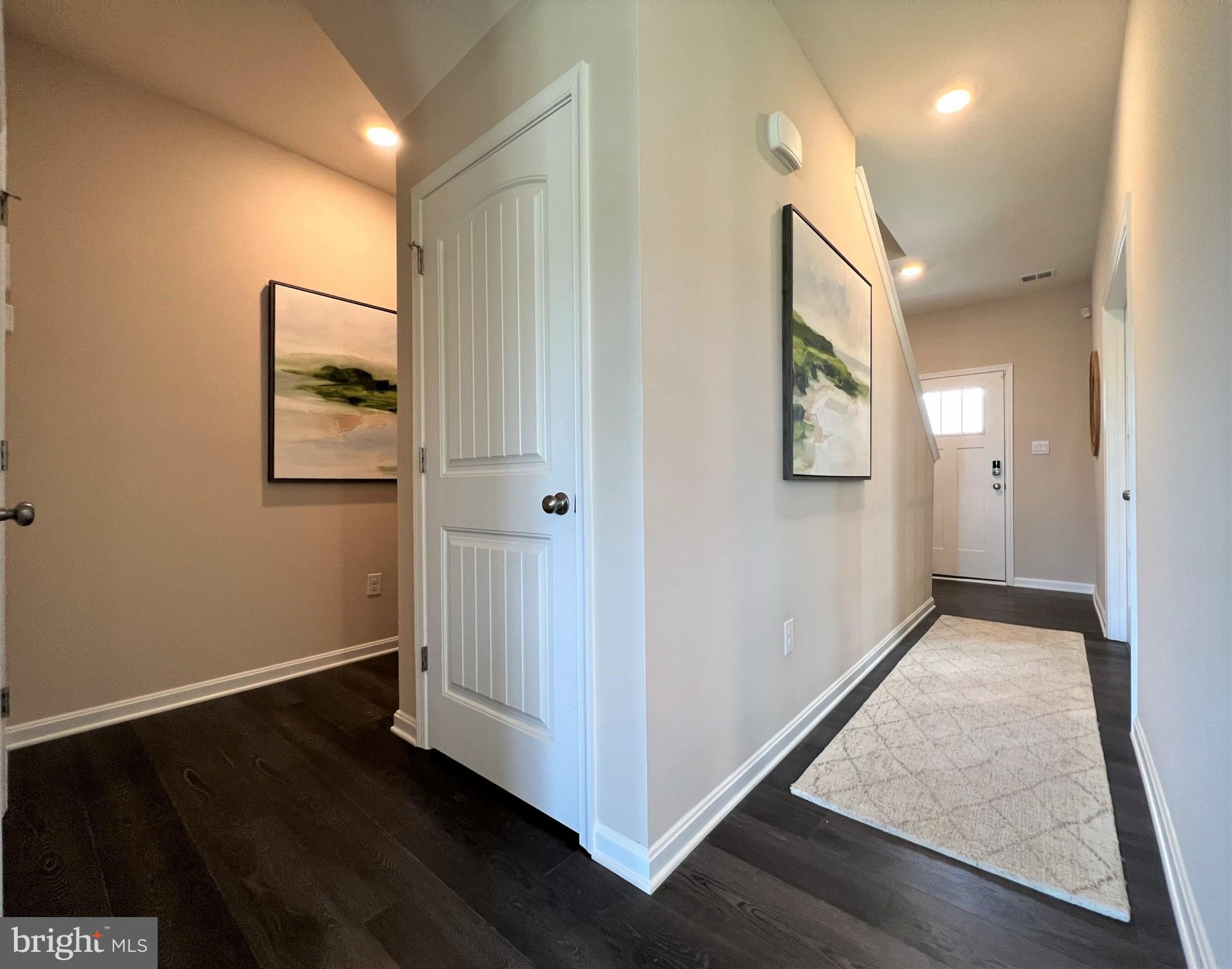 THE GRANARY AT DRAPER FARM - Residential