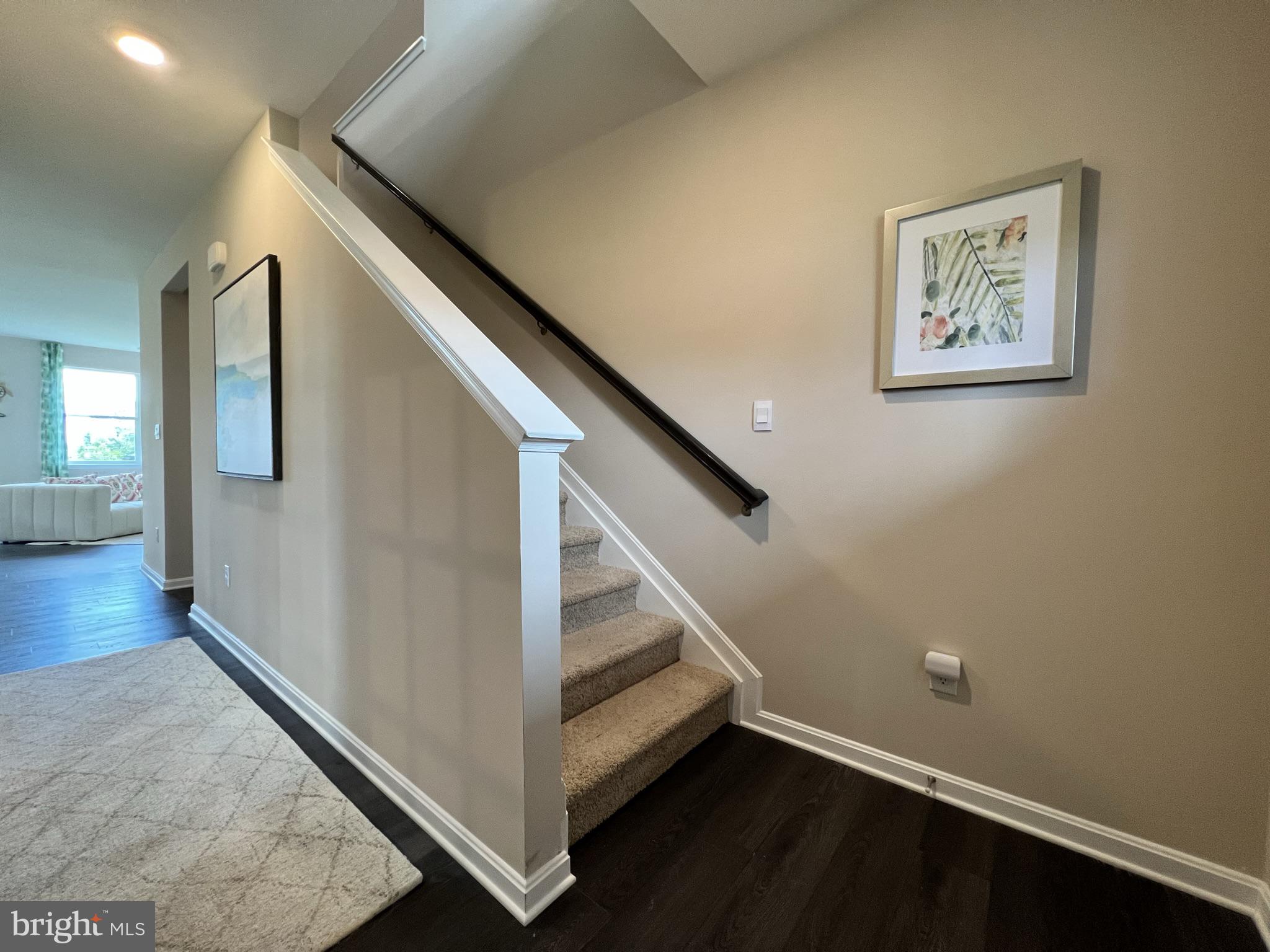 THE GRANARY AT DRAPER FARM - Residential