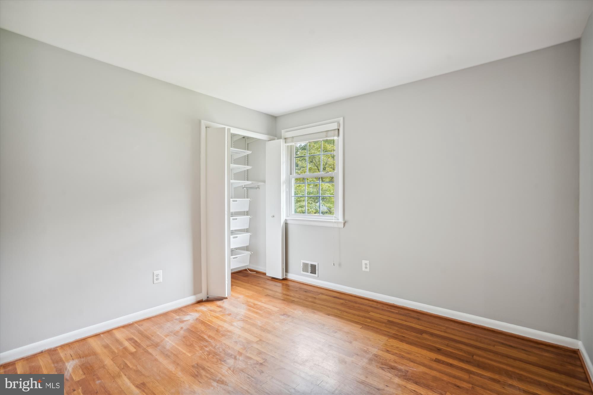 SLEEPY HOLLOW WOODS - Residential