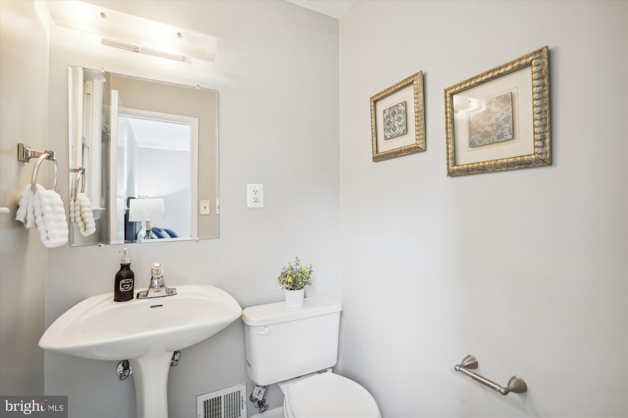 SLEEPY HOLLOW WOODS - Residential