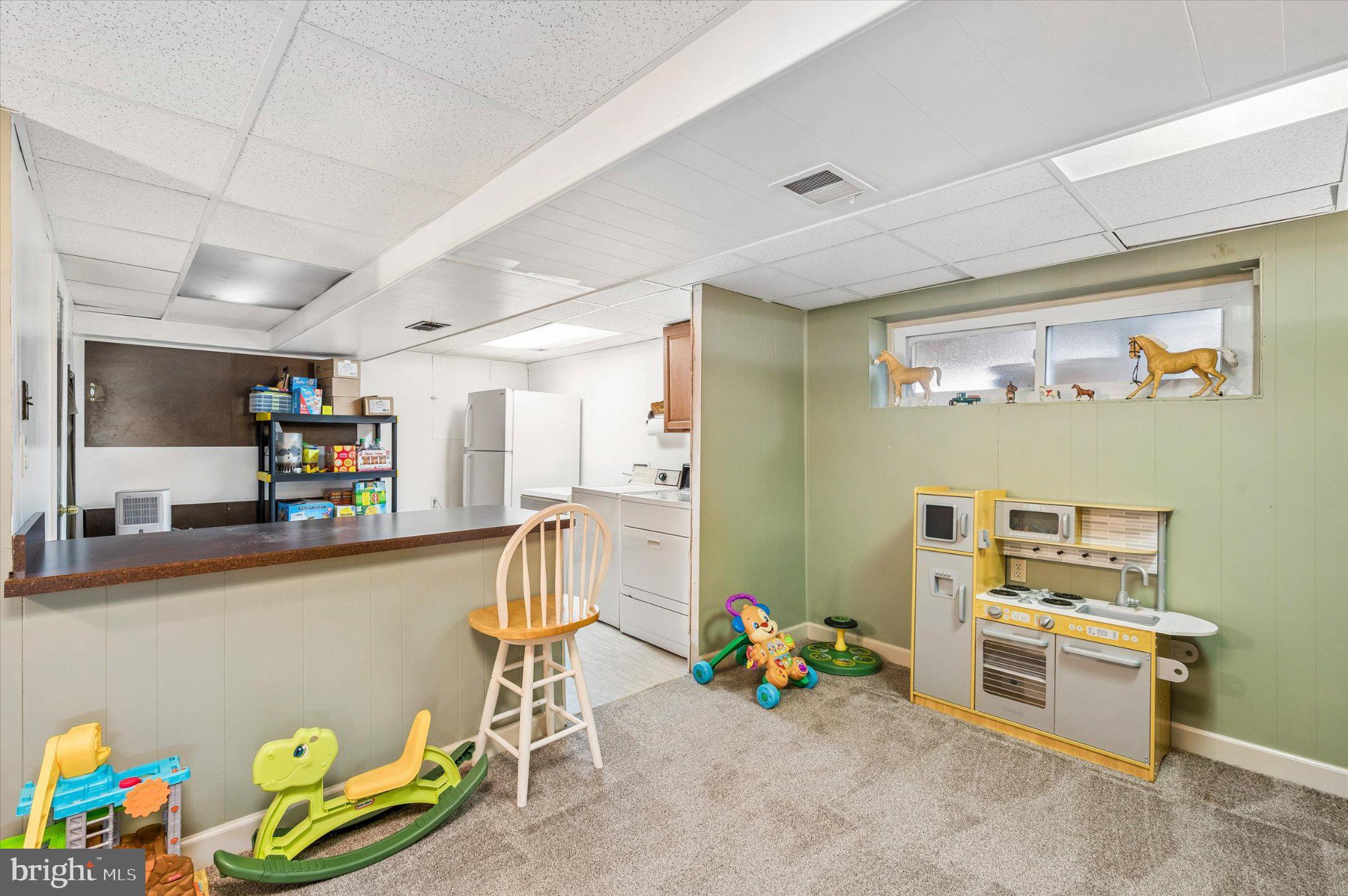 LEEDOM ESTS - Residential