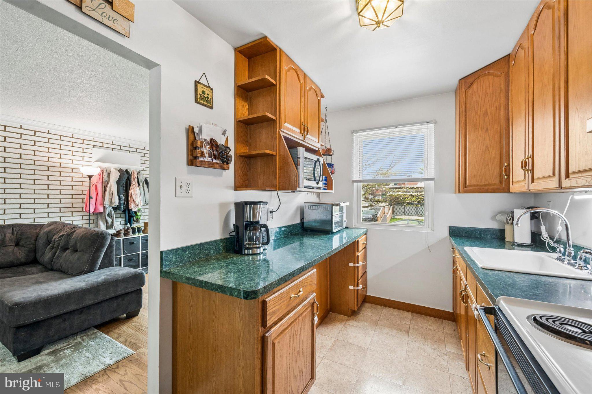 LEEDOM ESTS - Residential