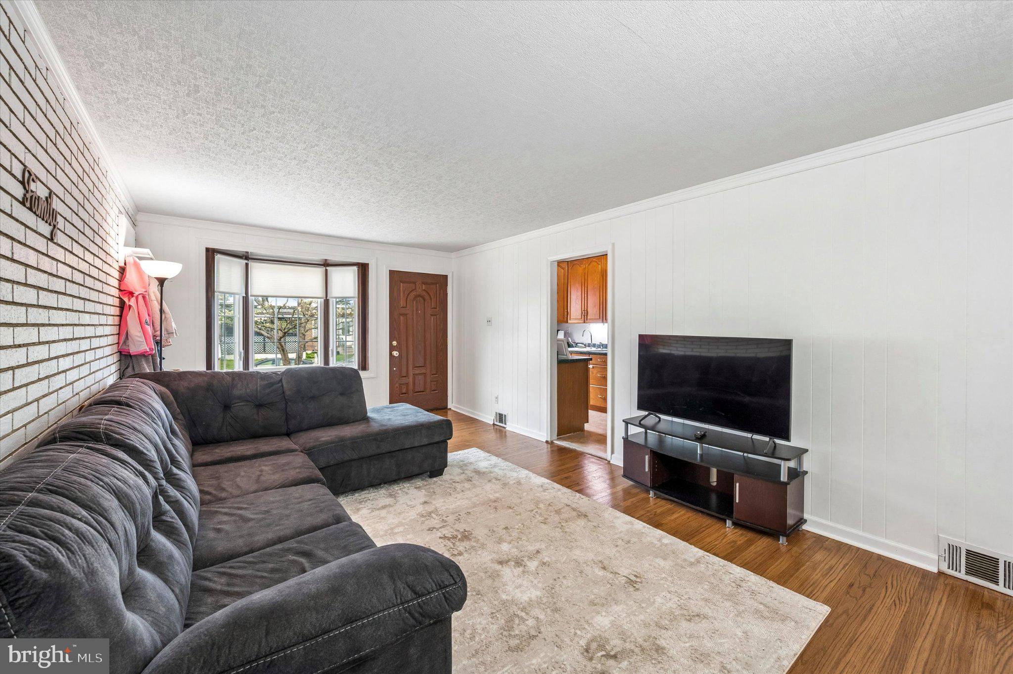 LEEDOM ESTS - Residential