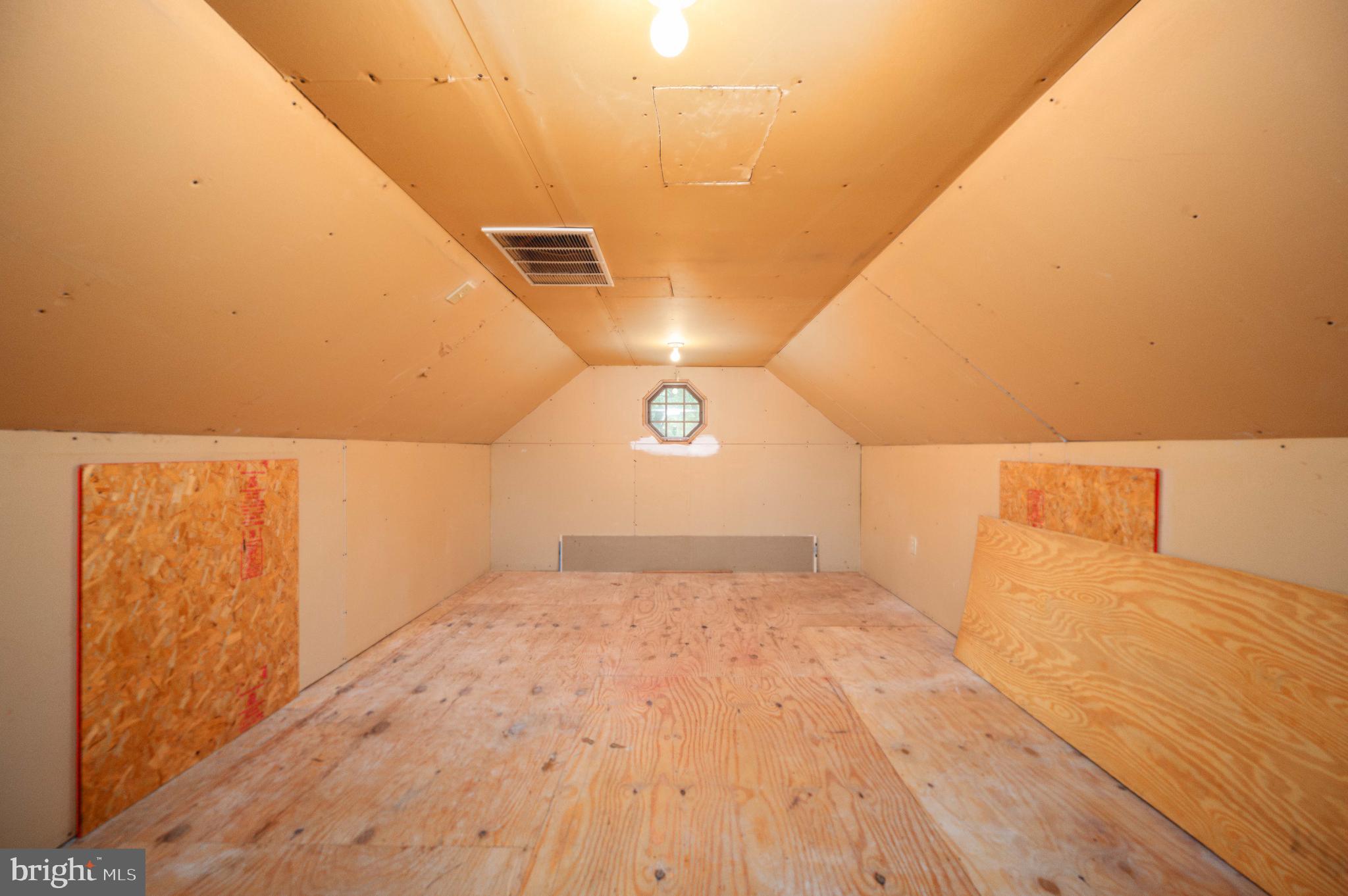 WISE TERRY - Residential