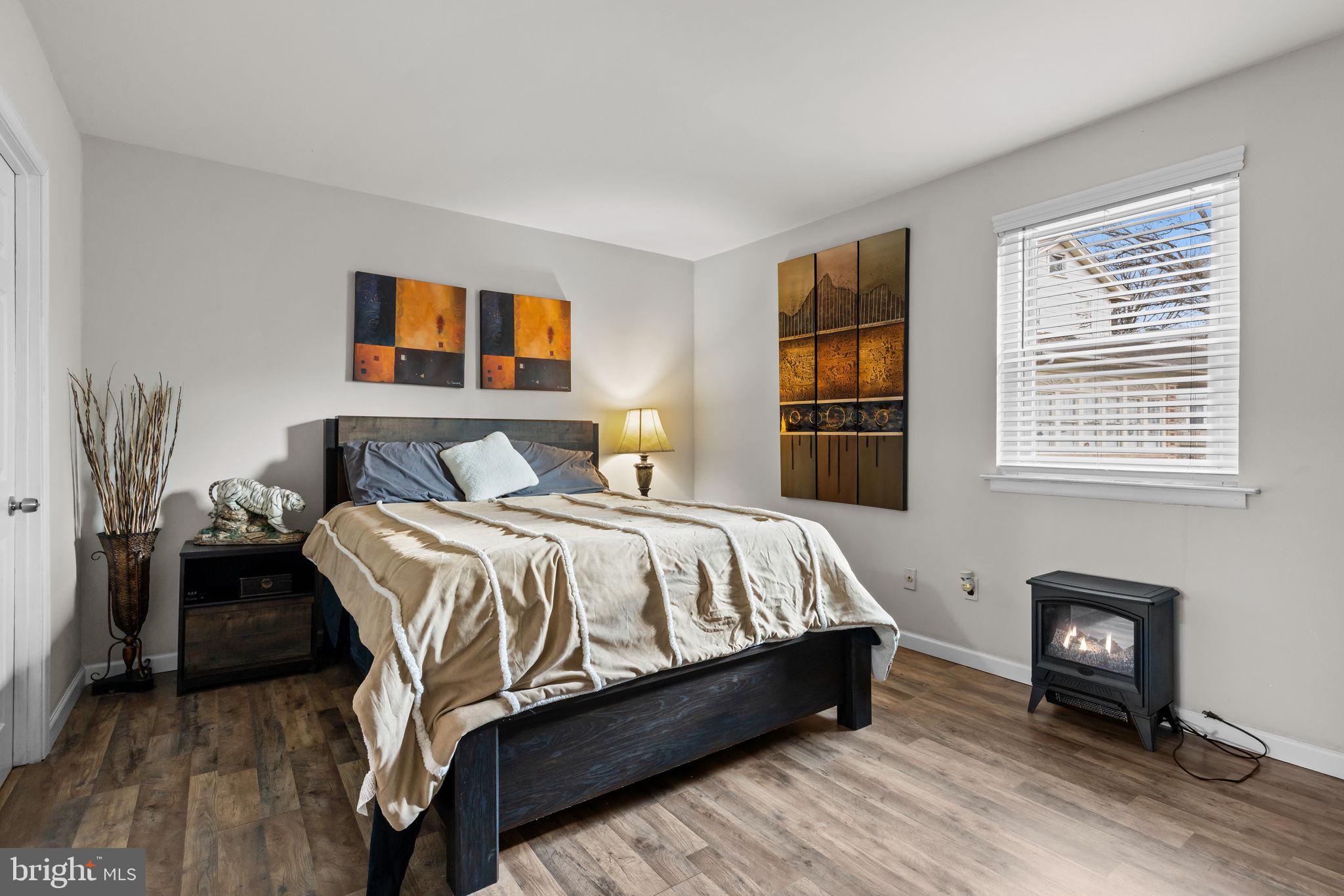 SOMERTON - Residential Income