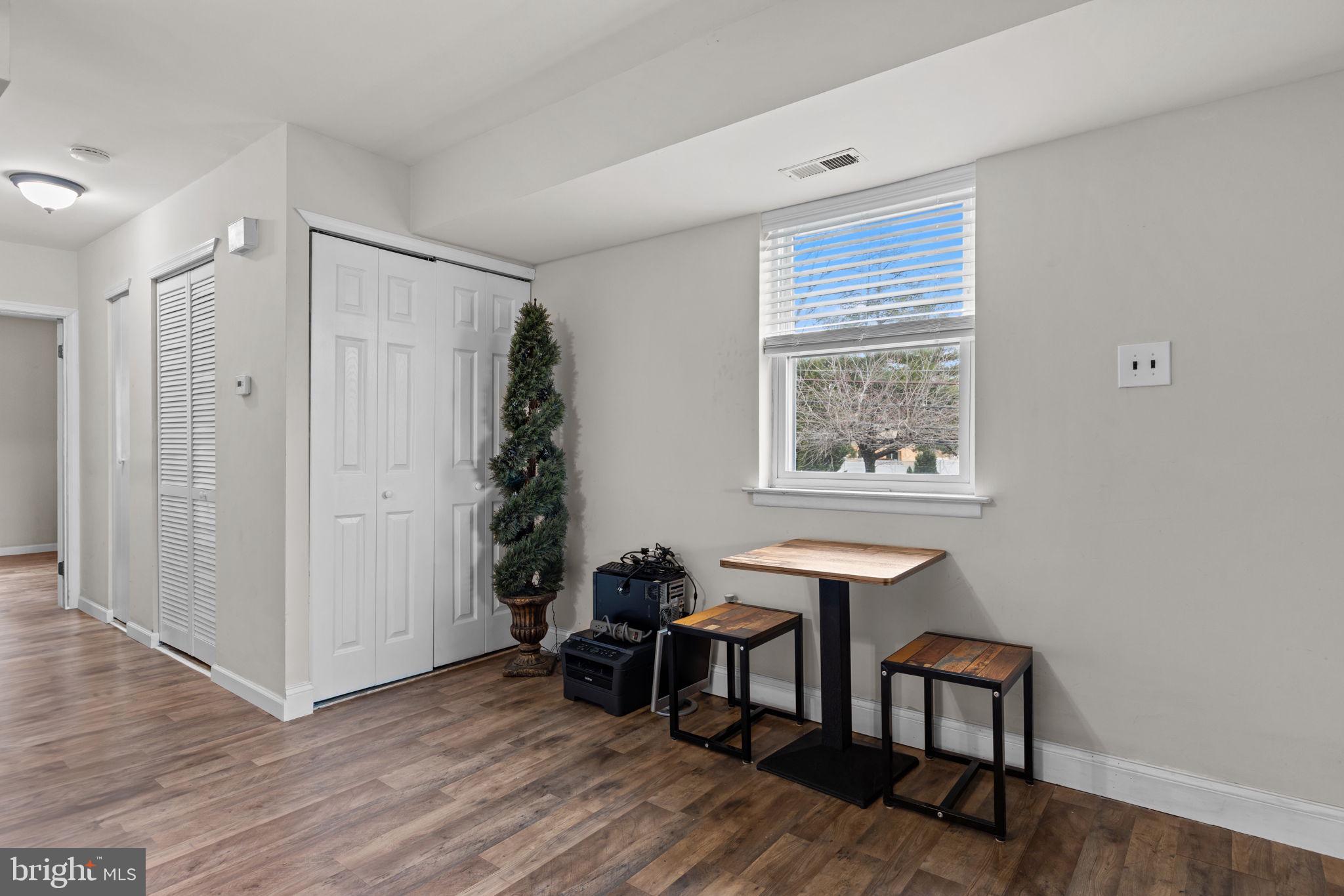 SOMERTON - Residential Income