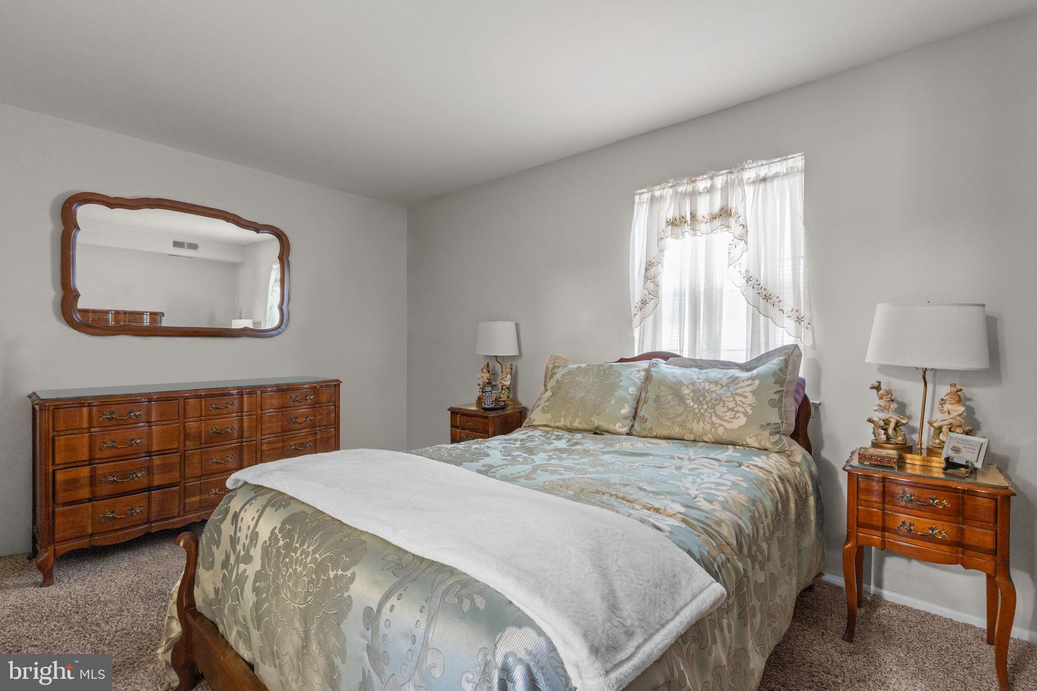 SOMERTON - Residential Income