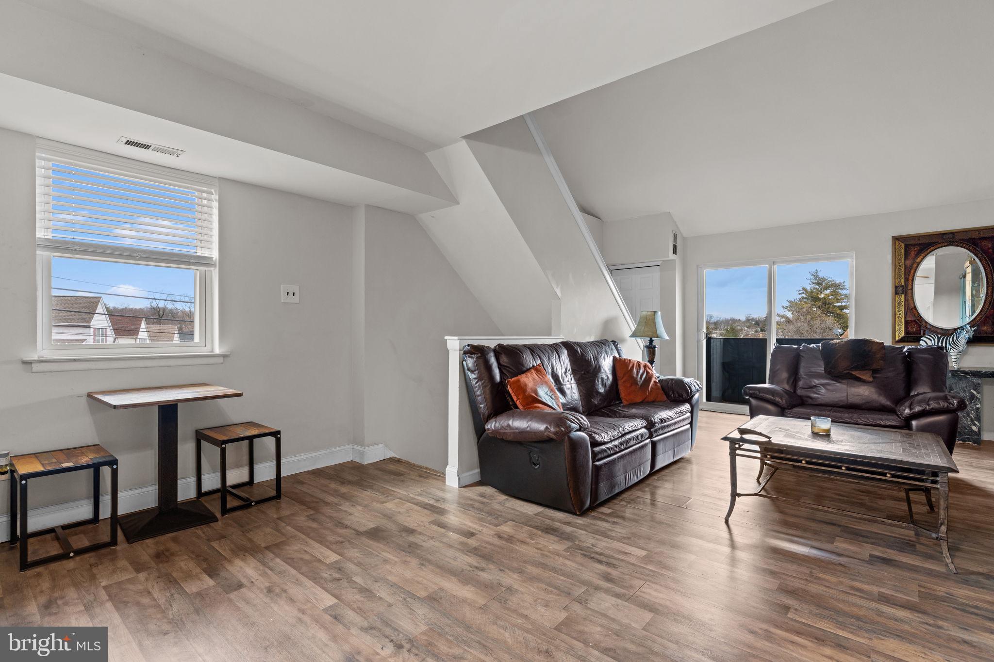 SOMERTON - Residential Income