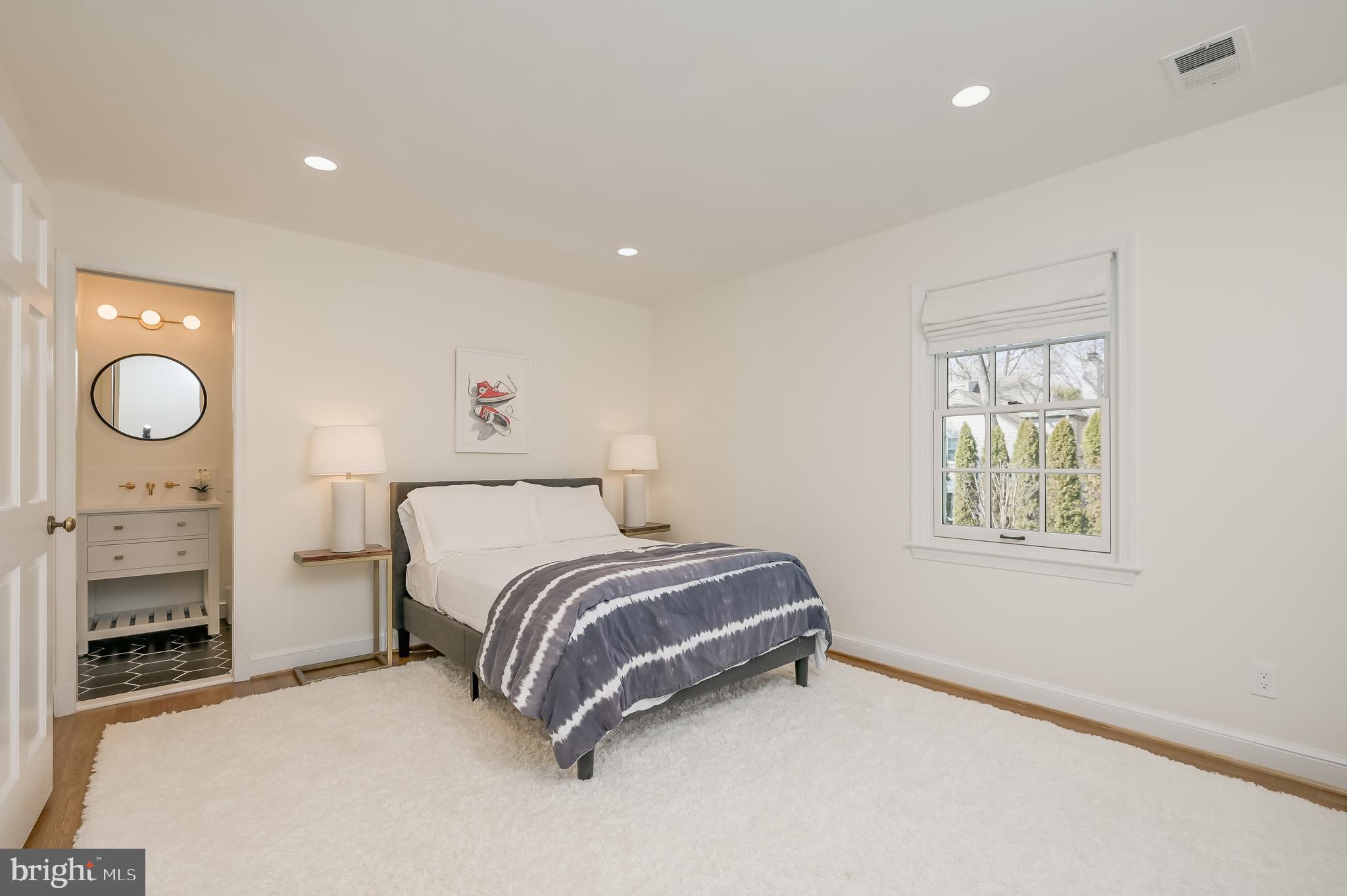 WESTMORELAND HILLS - Residential