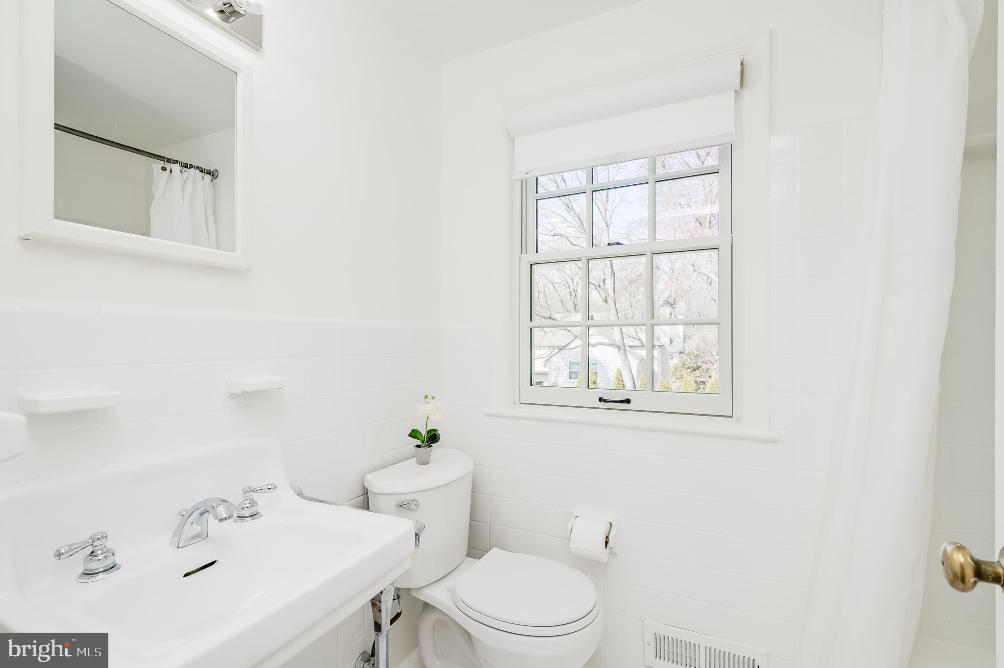 WESTMORELAND HILLS - Residential