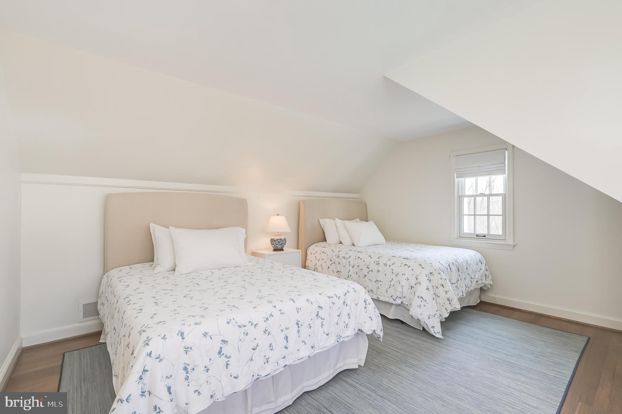 WESTMORELAND HILLS - Residential