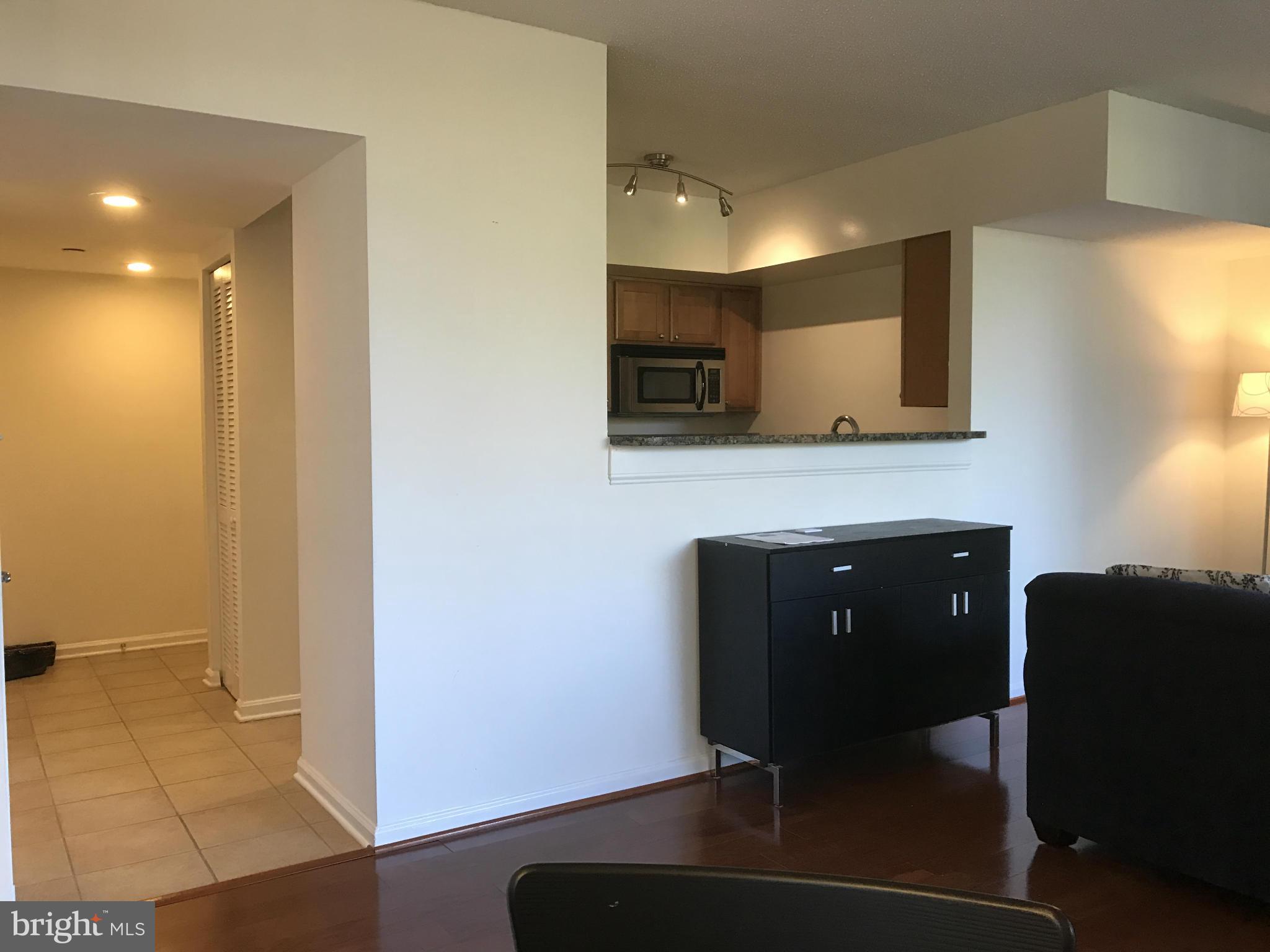 EASTVIEW AT BALLSTON METRO - Residential Lease