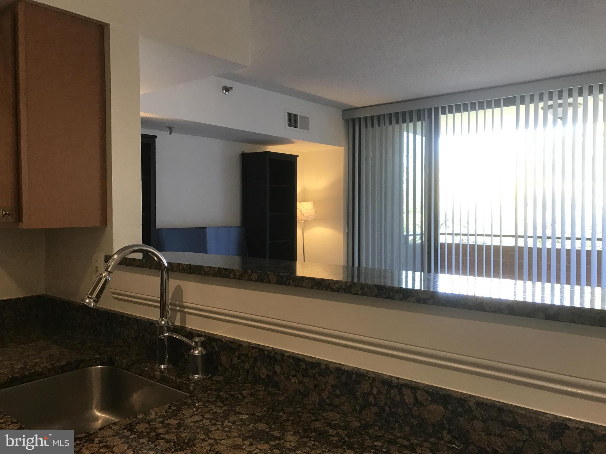 EASTVIEW AT BALLSTON METRO - Residential Lease