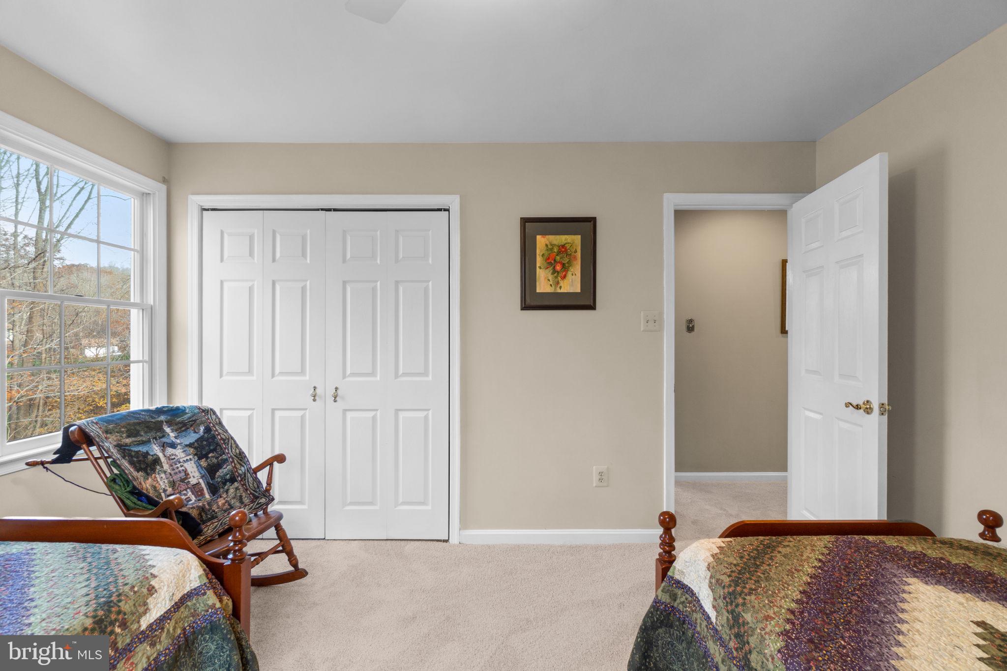 BREEZEWOOD FARMS - Residential