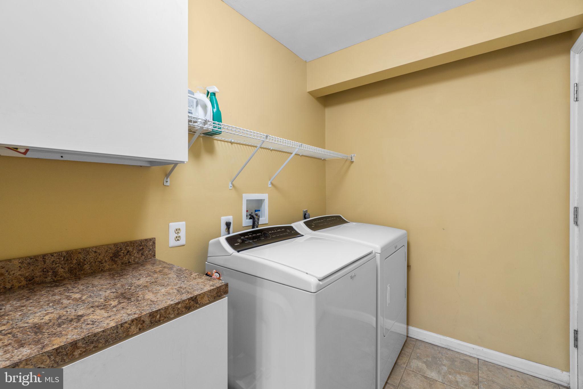 BREEZEWOOD FARMS - Residential