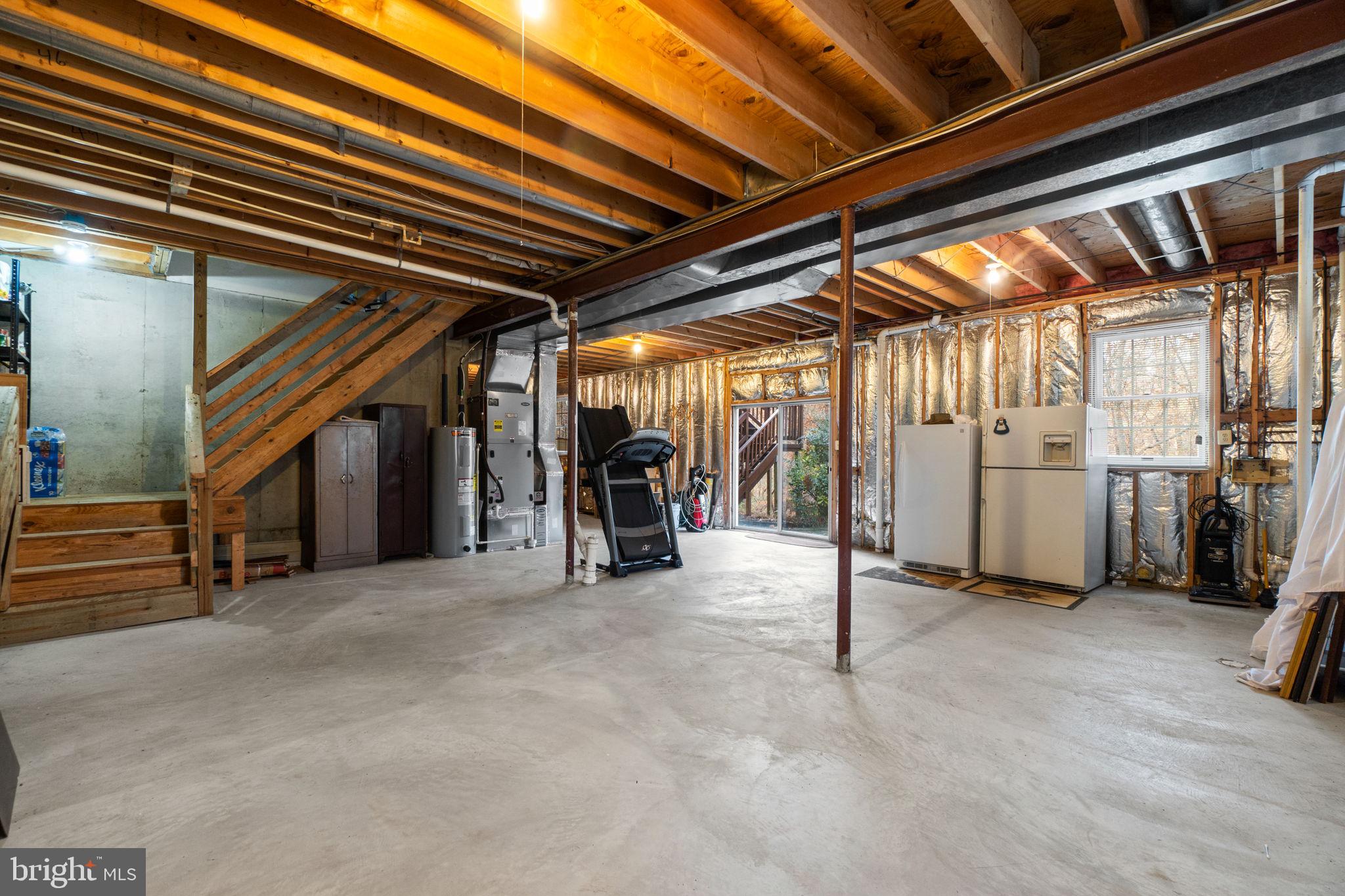 BREEZEWOOD FARMS - Residential