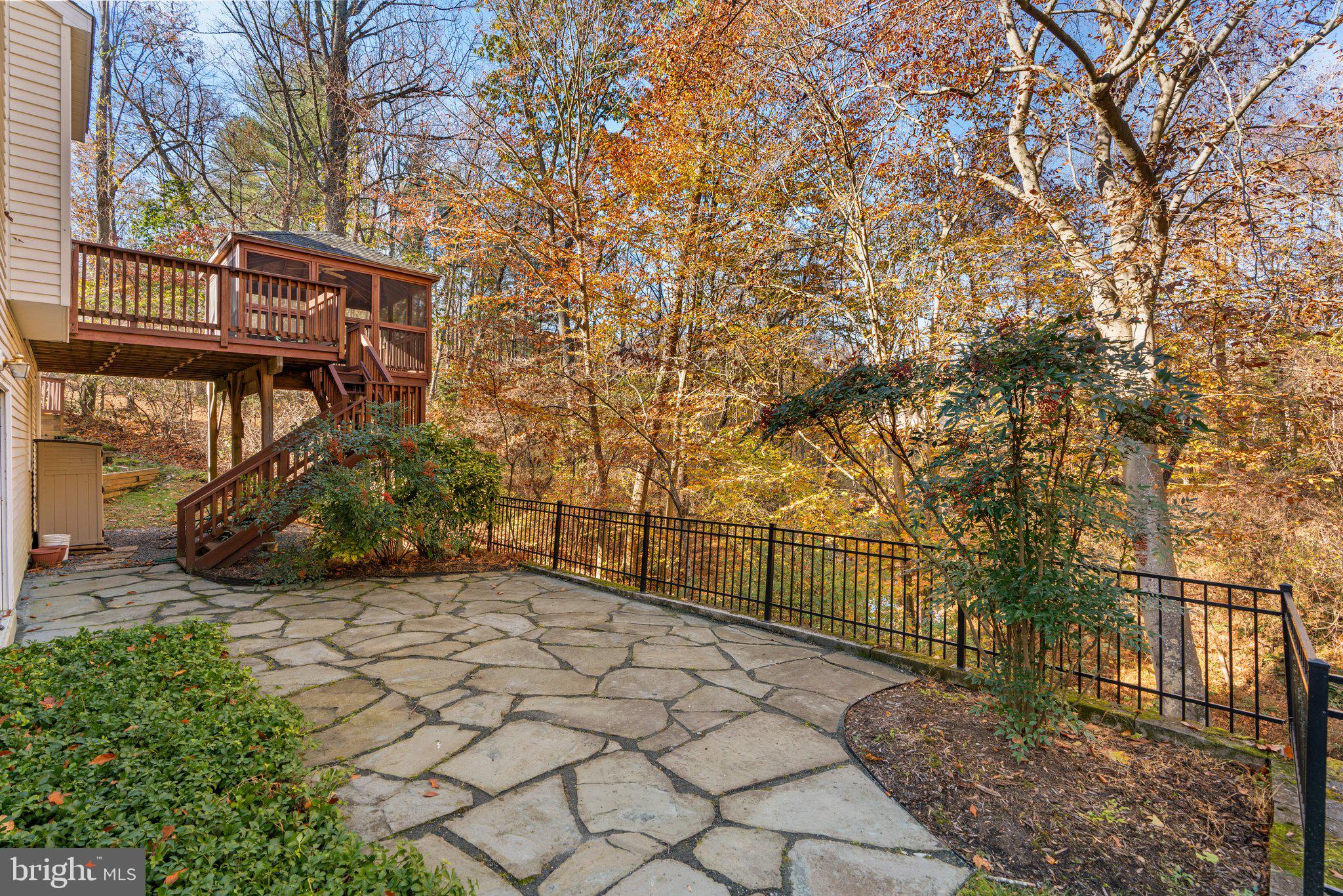 BREEZEWOOD FARMS - Residential