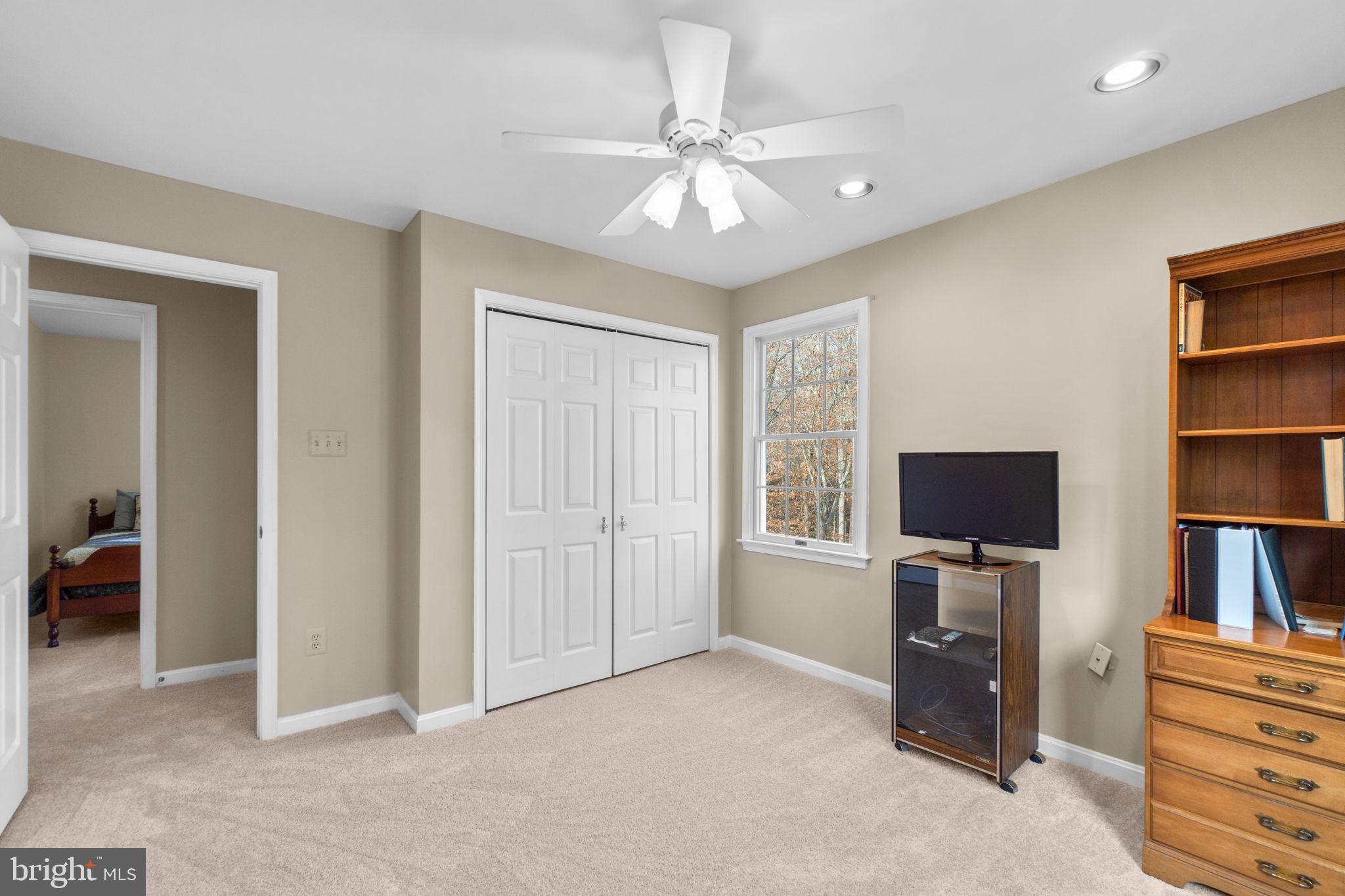 BREEZEWOOD FARMS - Residential