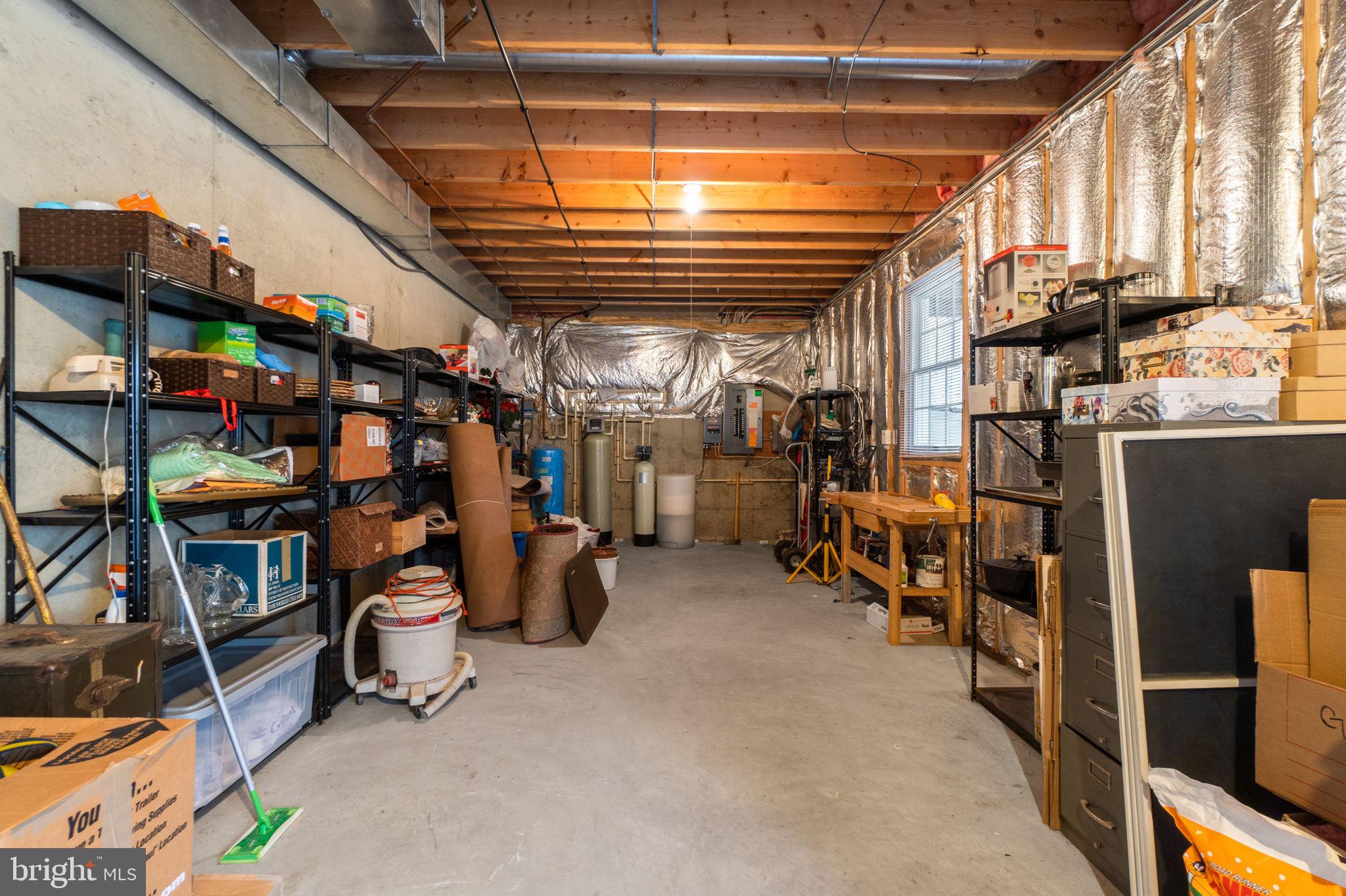 BREEZEWOOD FARMS - Residential