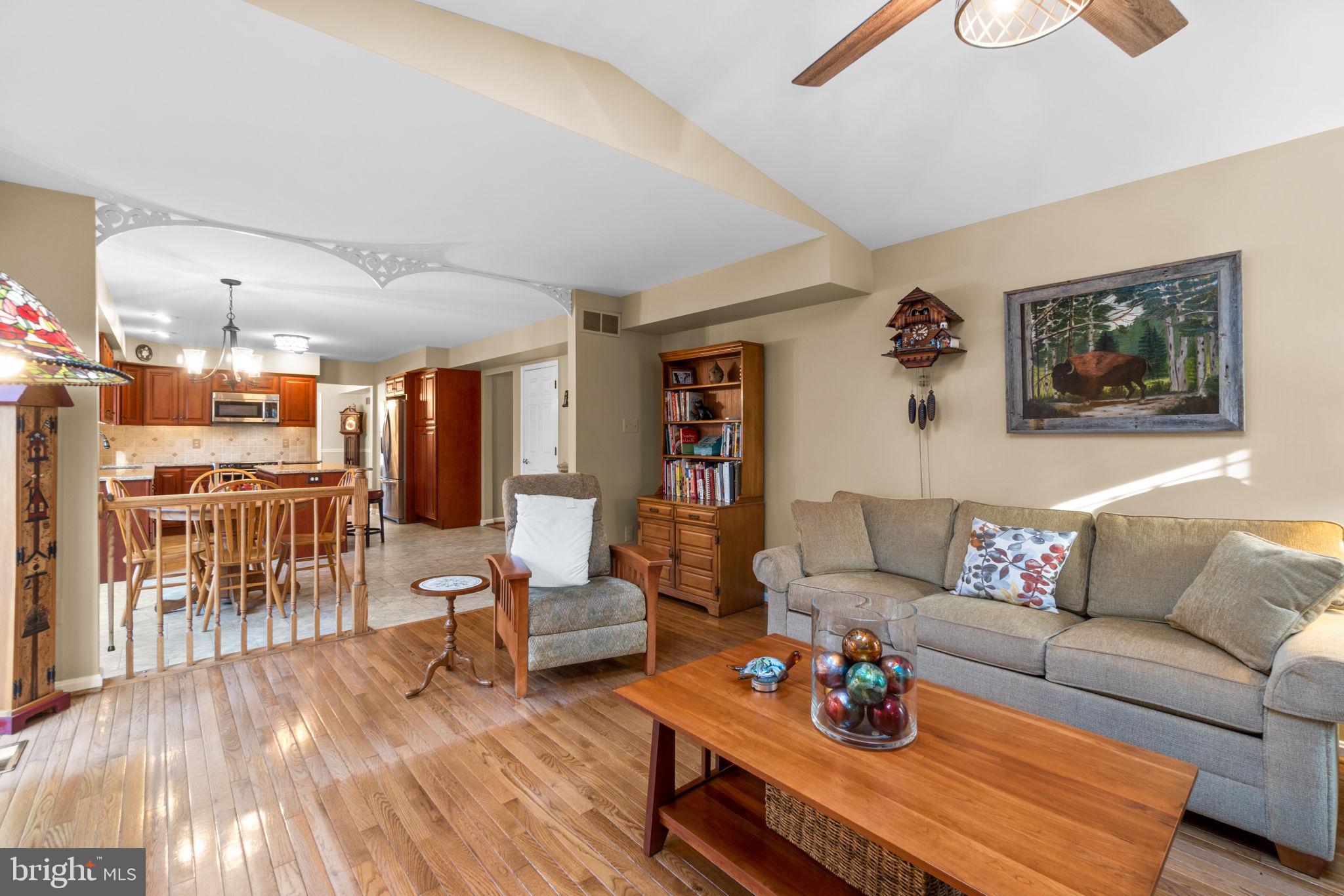 BREEZEWOOD FARMS - Residential