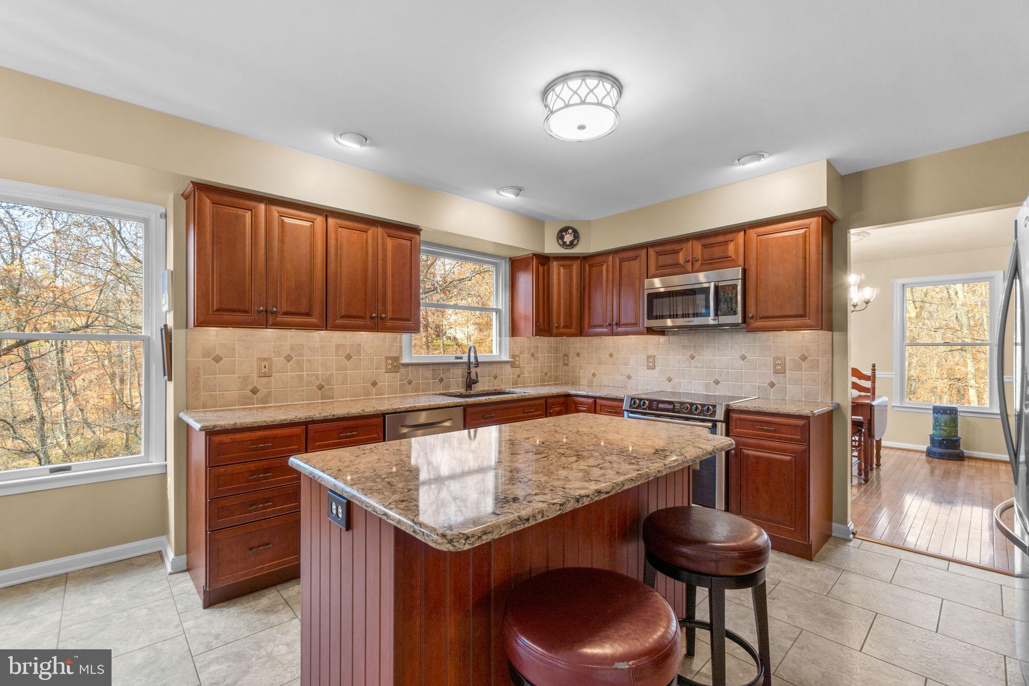 BREEZEWOOD FARMS - Residential