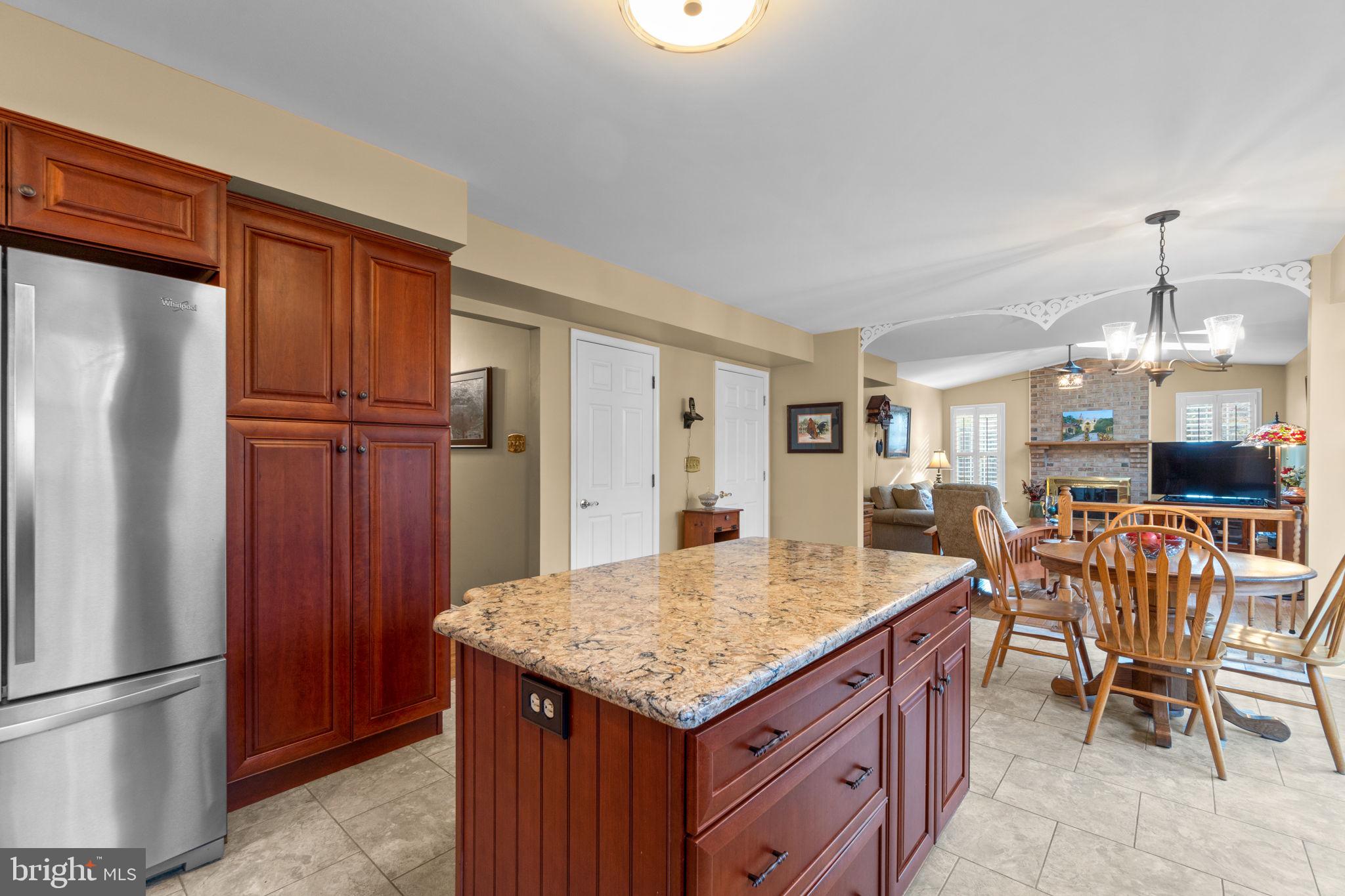 BREEZEWOOD FARMS - Residential