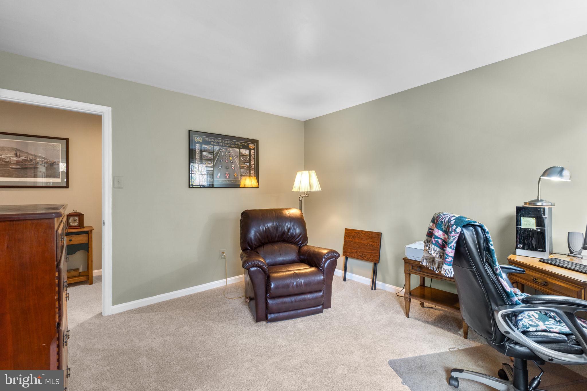 BREEZEWOOD FARMS - Residential