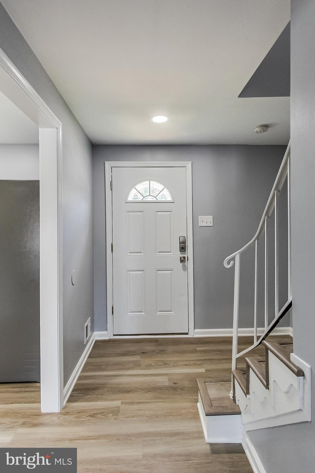 PINEWOOD HILL - Residential Lease