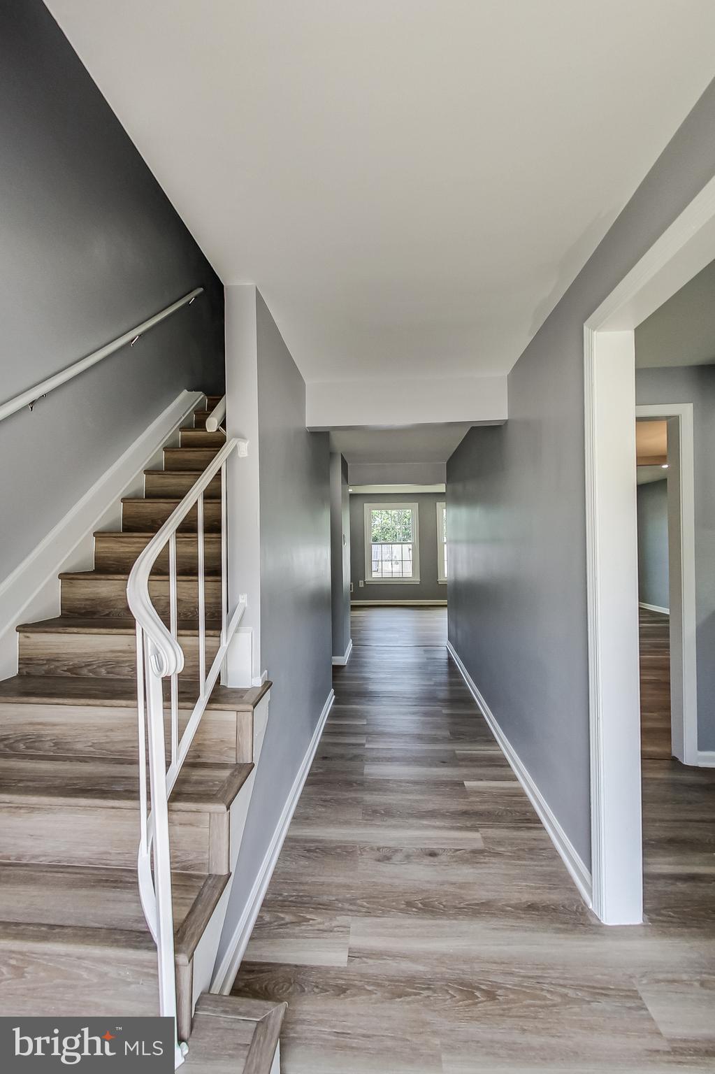 PINEWOOD HILL - Residential Lease