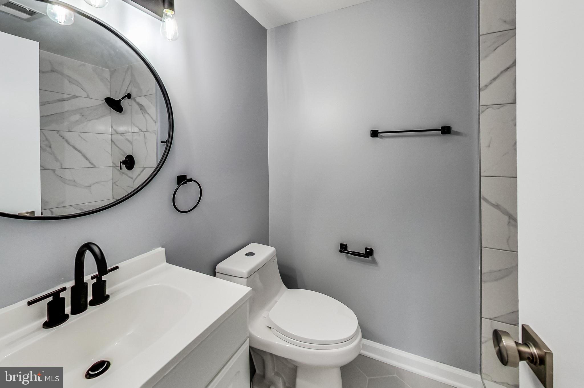 PINEWOOD HILL - Residential Lease