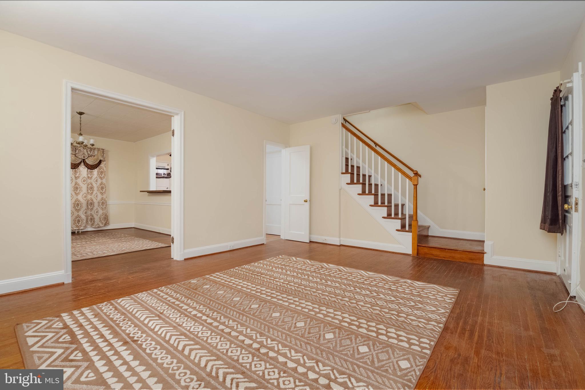 1325 CROFTON ROAD