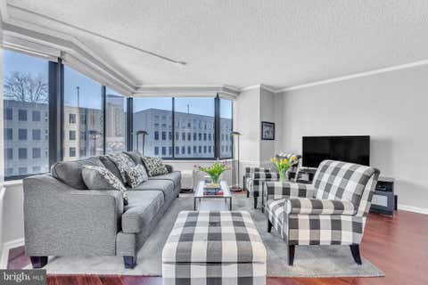Condo For Sale - 2001 Hamilton Street #401<br/> PHILADELPHIA, PA 19130