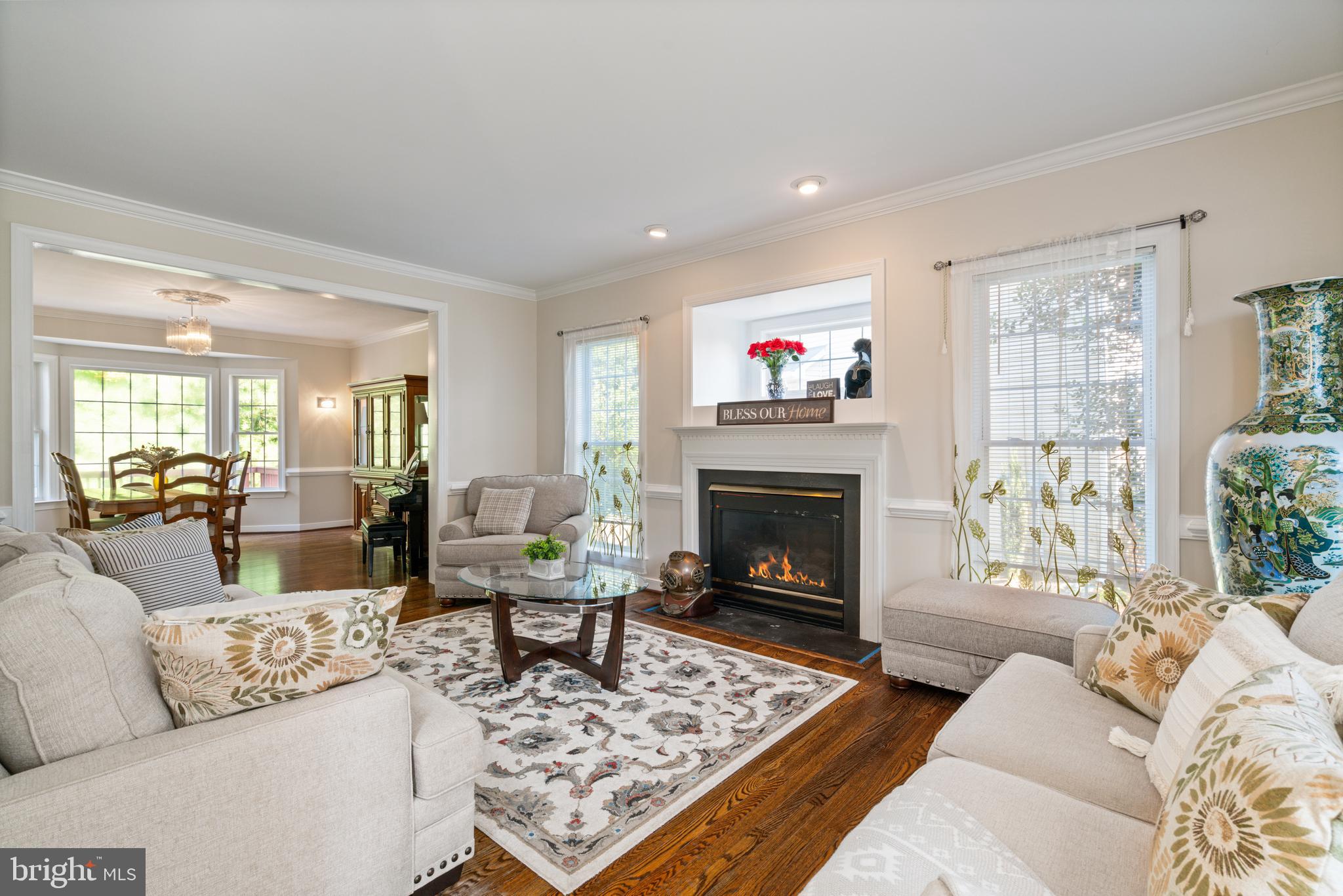 3 LUDWELL LANE