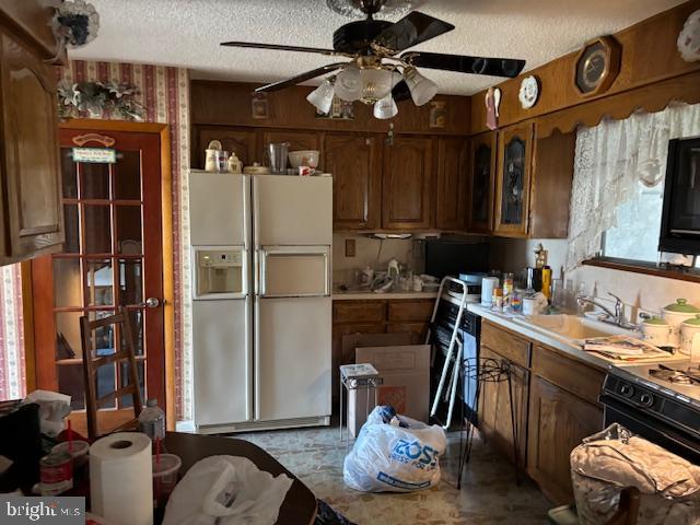 SALEM CENTER - Residential