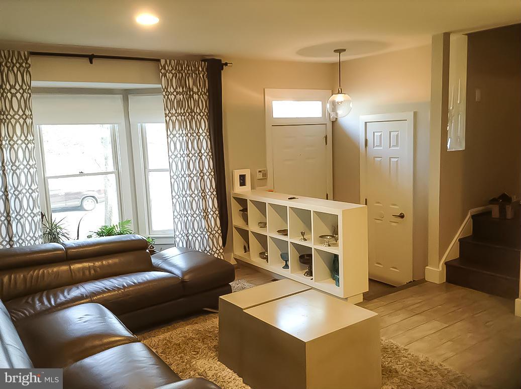 LIFESTYLE AT SULLY STATION - Residential