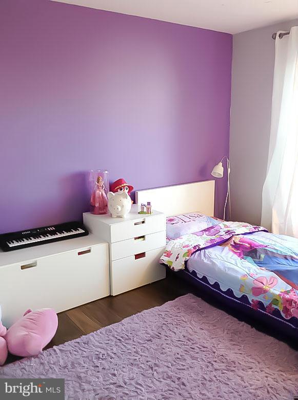 LIFESTYLE AT SULLY STATION - Residential