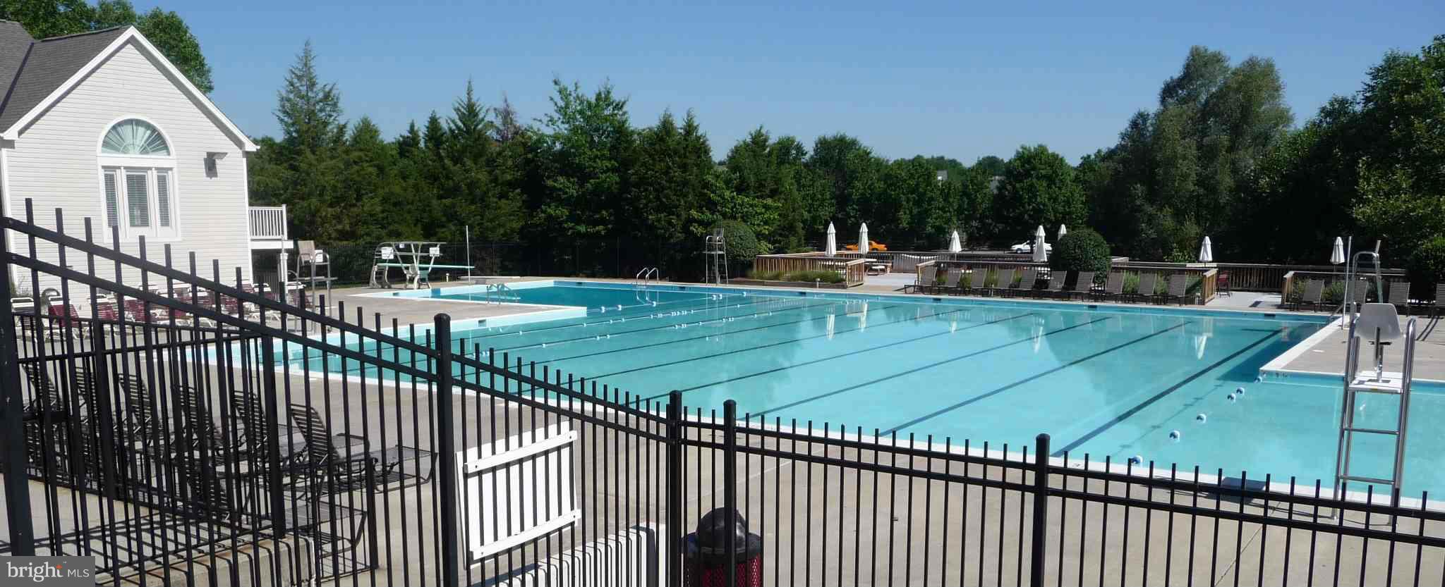 LIFESTYLE AT SULLY STATION - Residential