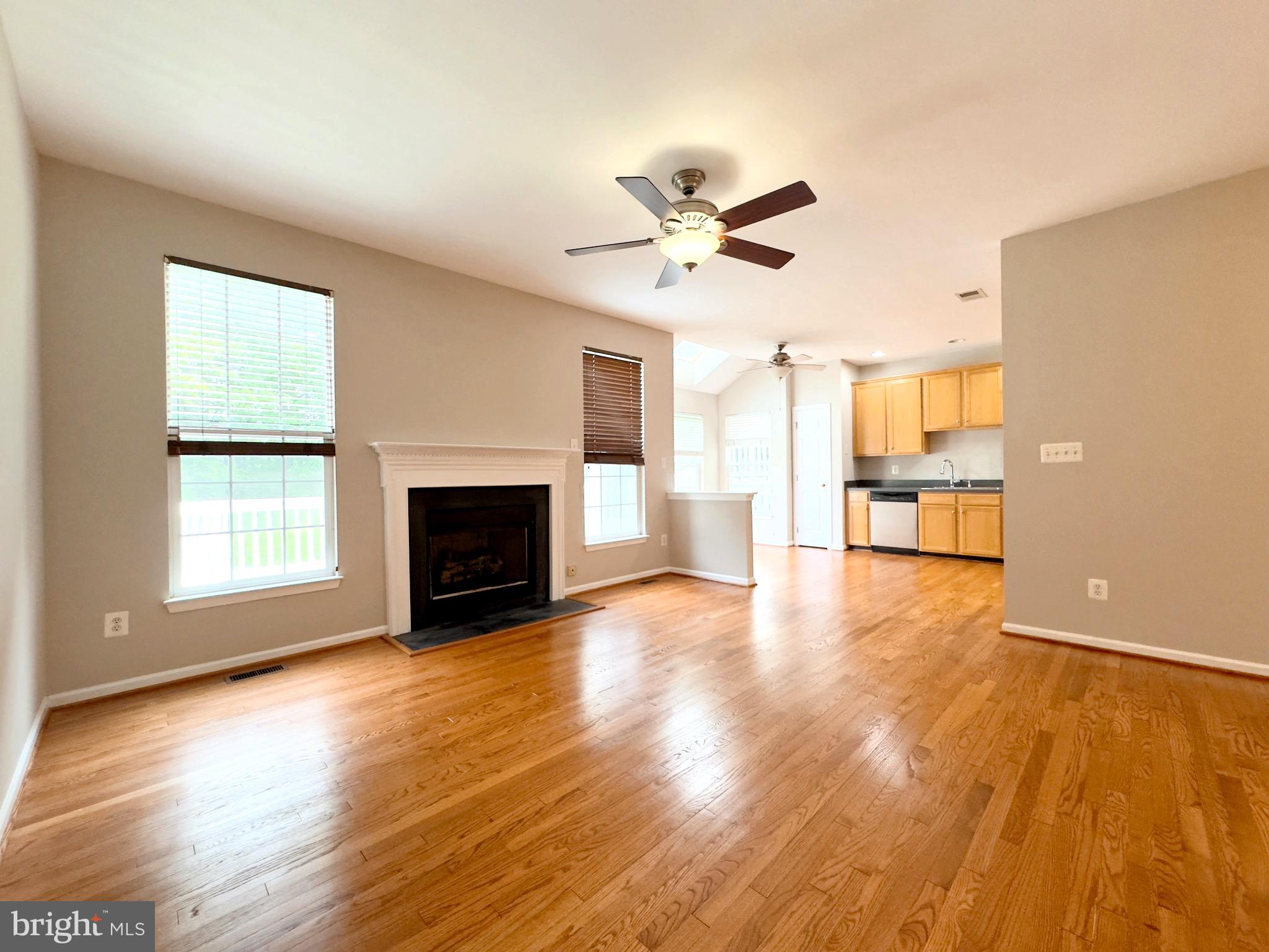 BELMONT LAND BAY - Residential