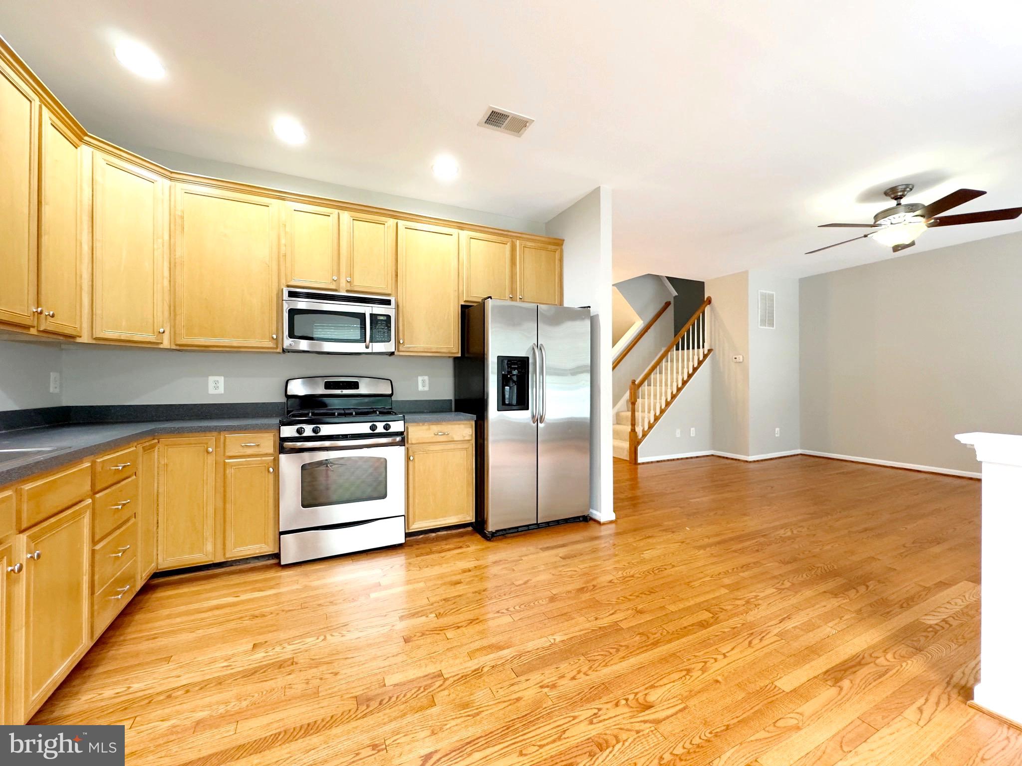 BELMONT LAND BAY - Residential