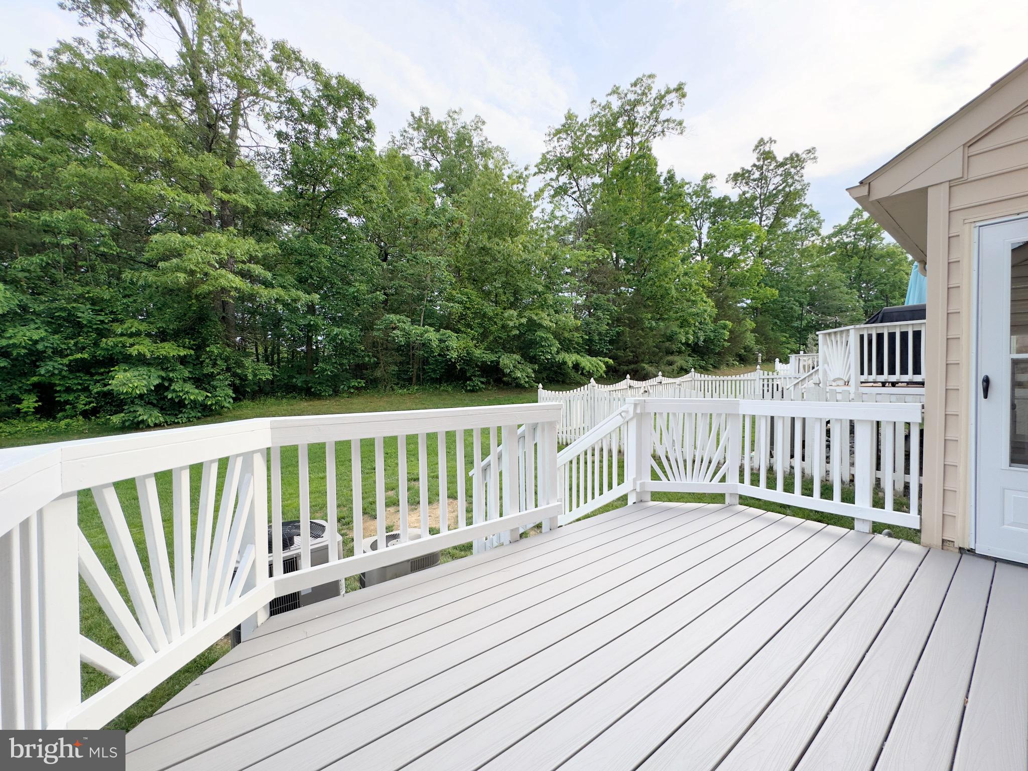 BELMONT LAND BAY - Residential