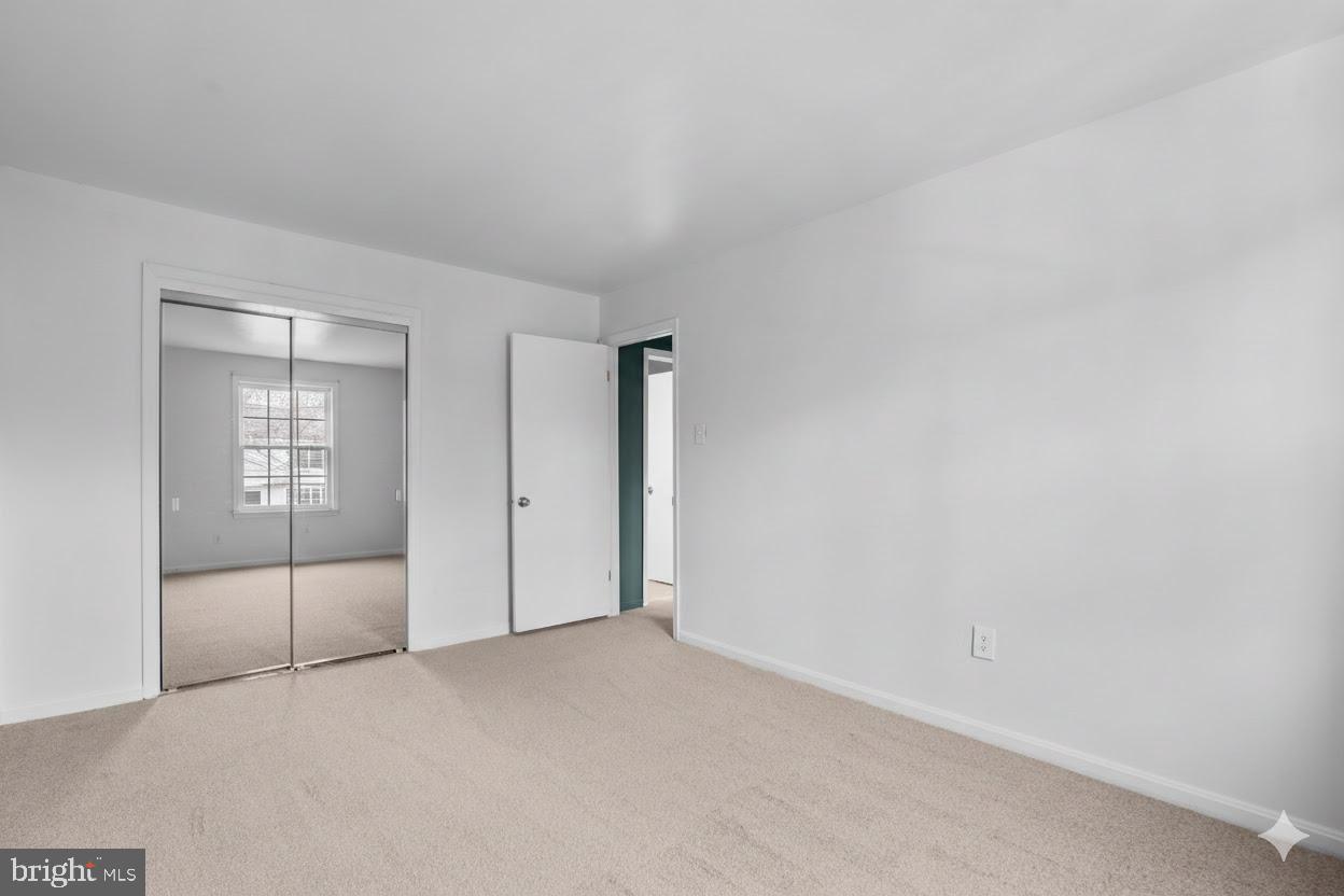 VILLAGE OF HICKORY RIDGE - Residential