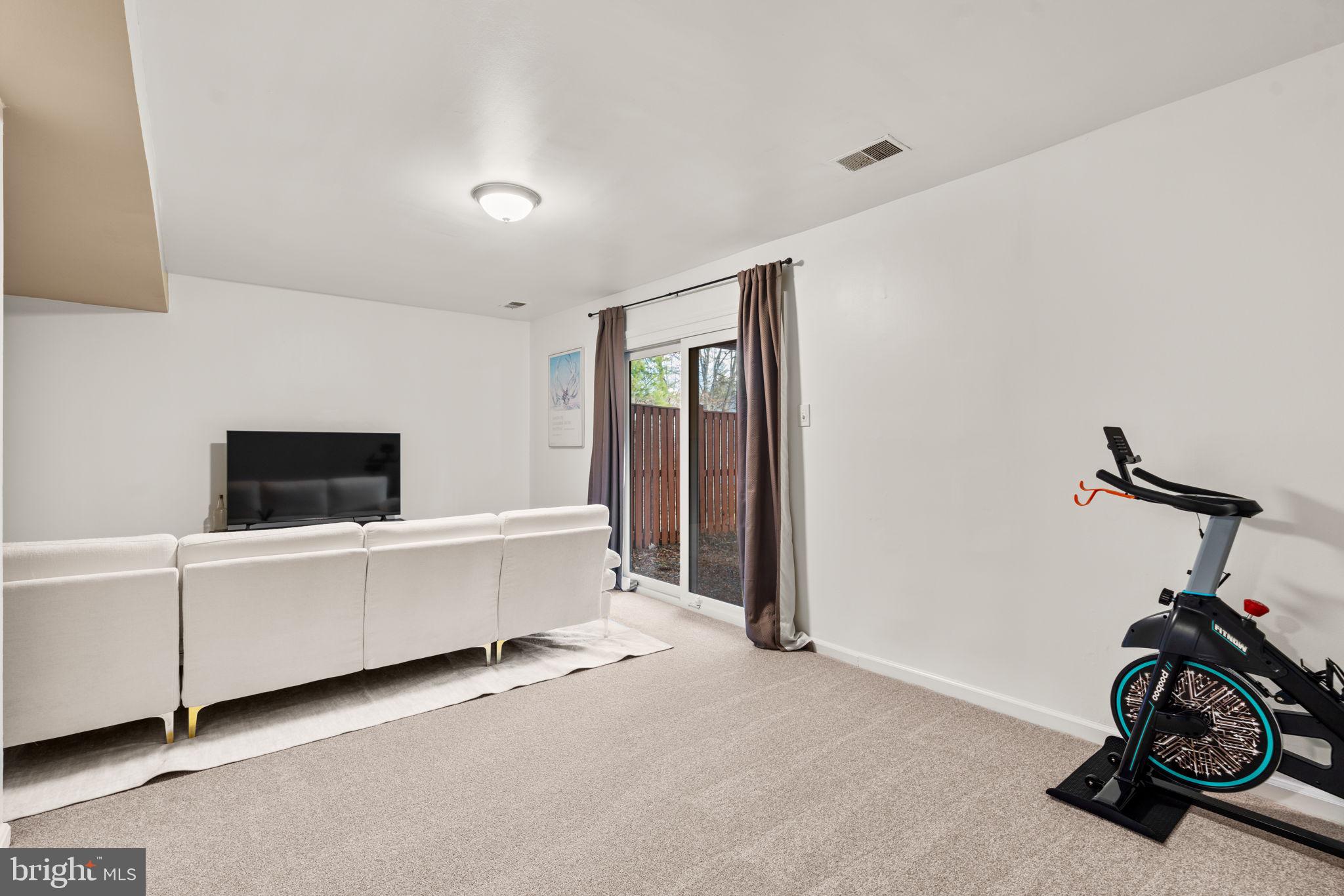 VILLAGE OF HICKORY RIDGE - Residential