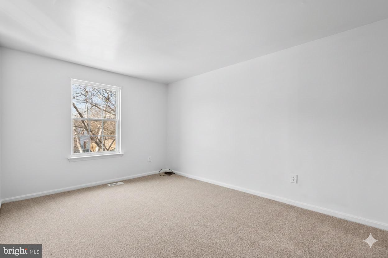 VILLAGE OF HICKORY RIDGE - Residential